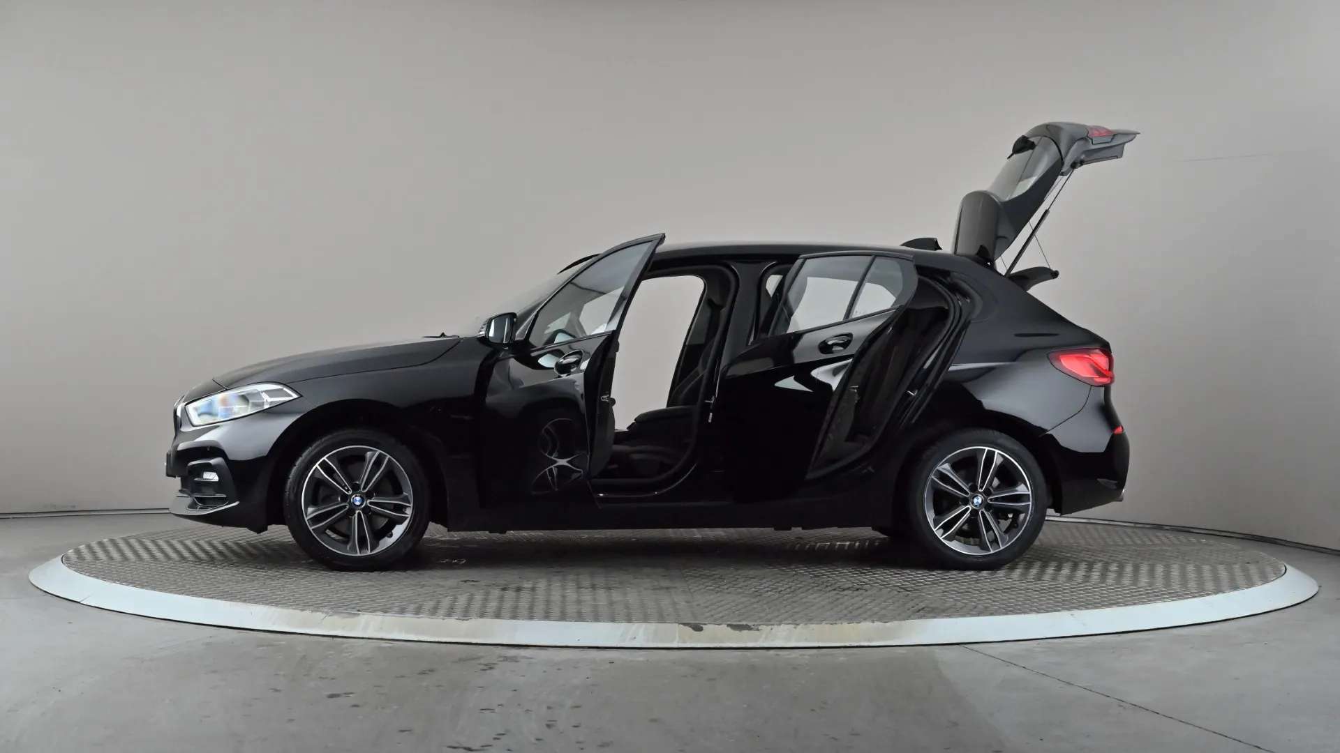 2020 BMW 1 SERIES 2020 BMW 1 SERIES