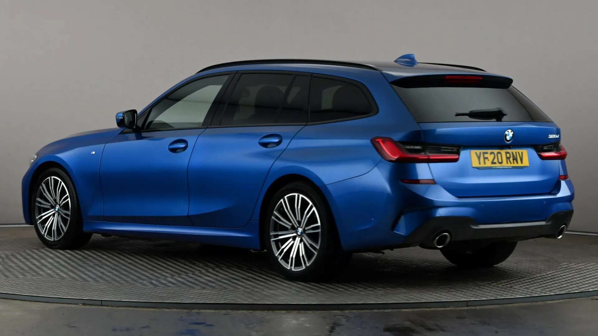 A 2020 BMW 3 SERIES TOURING 320d M Sport Step Auto A 2020 BMW 3 SERIES TOURING 320d M Sport Step Auto