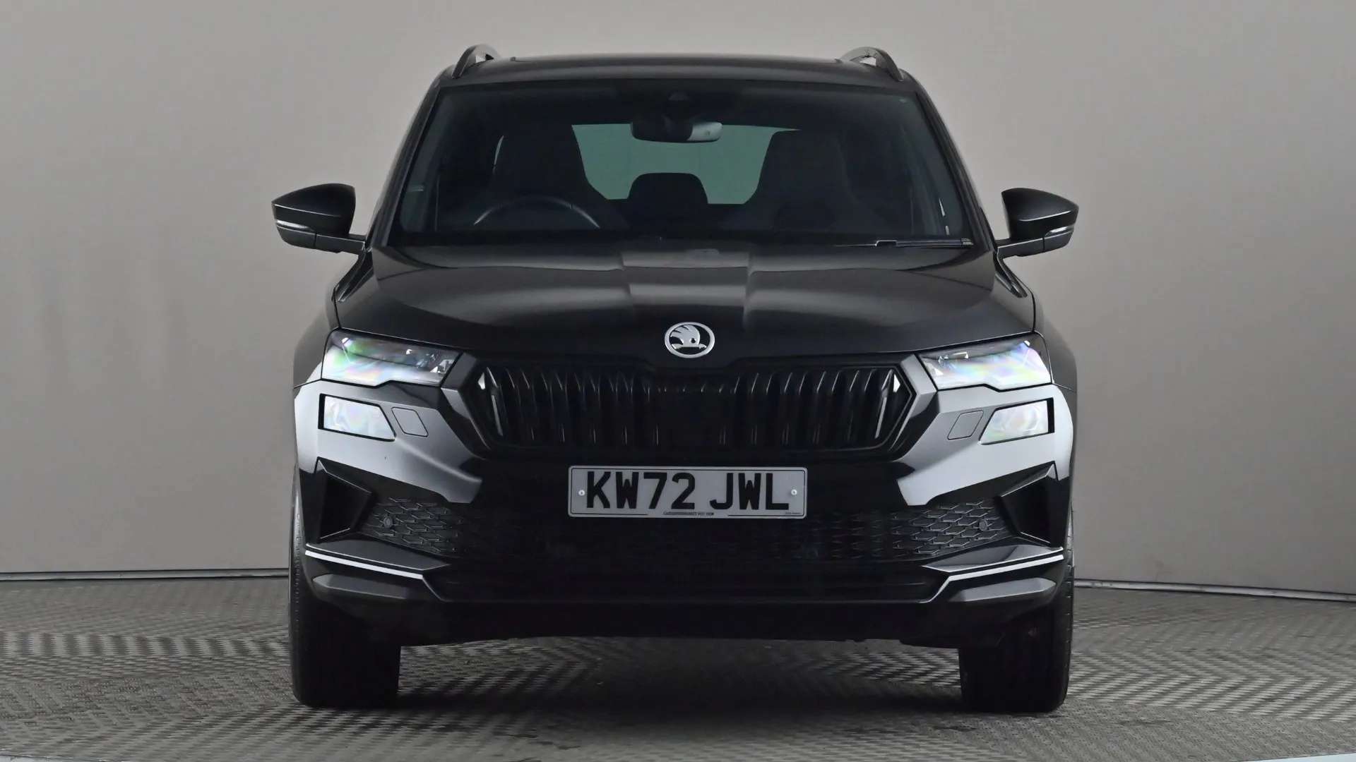 A 2023 SKODA KAROQ 2.0 TSI Sportline 4x4 DSG A 2023 SKODA KAROQ 2.0 TSI Sportline 4x4 DSG
