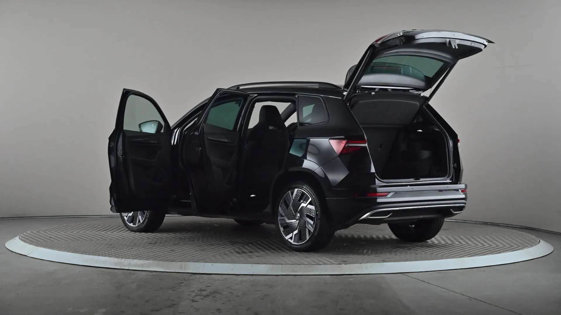 2023 SKODA KAROQ 2023 SKODA KAROQ