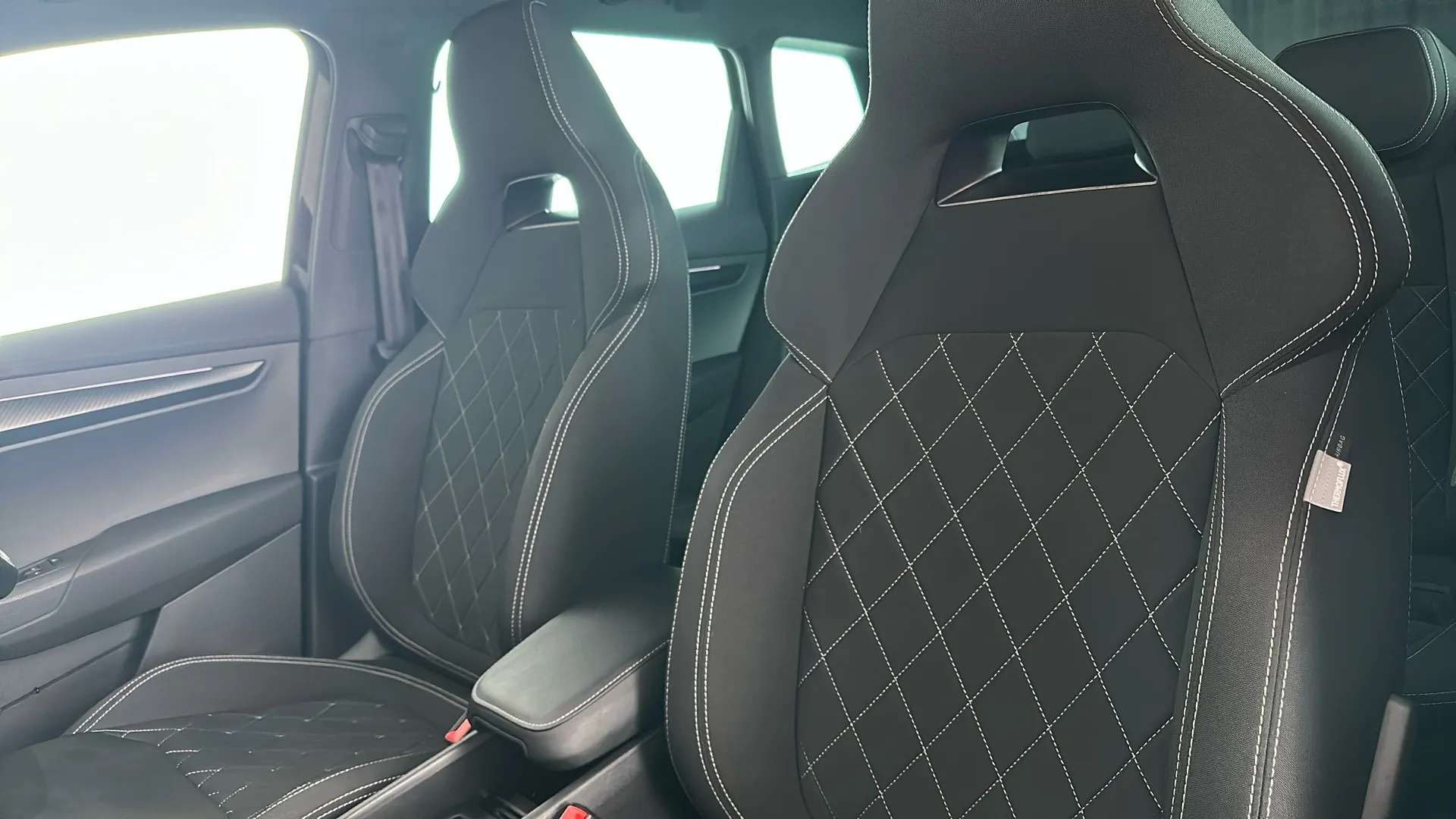 2023 SKODA KAROQ 2023 SKODA KAROQ