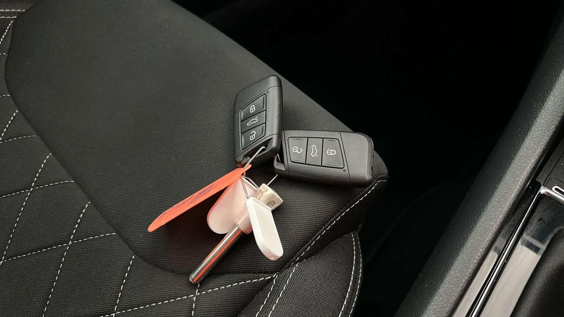 2023 SKODA KAROQ 2023 SKODA KAROQ