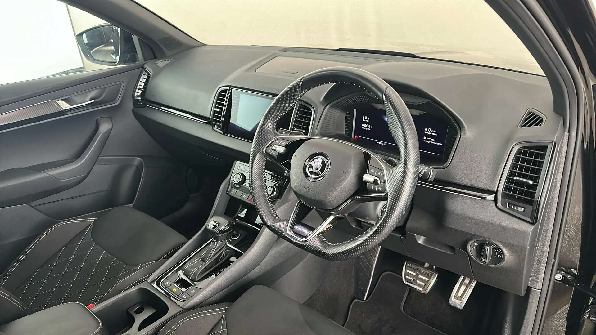 2023 SKODA KAROQ 2023 SKODA KAROQ