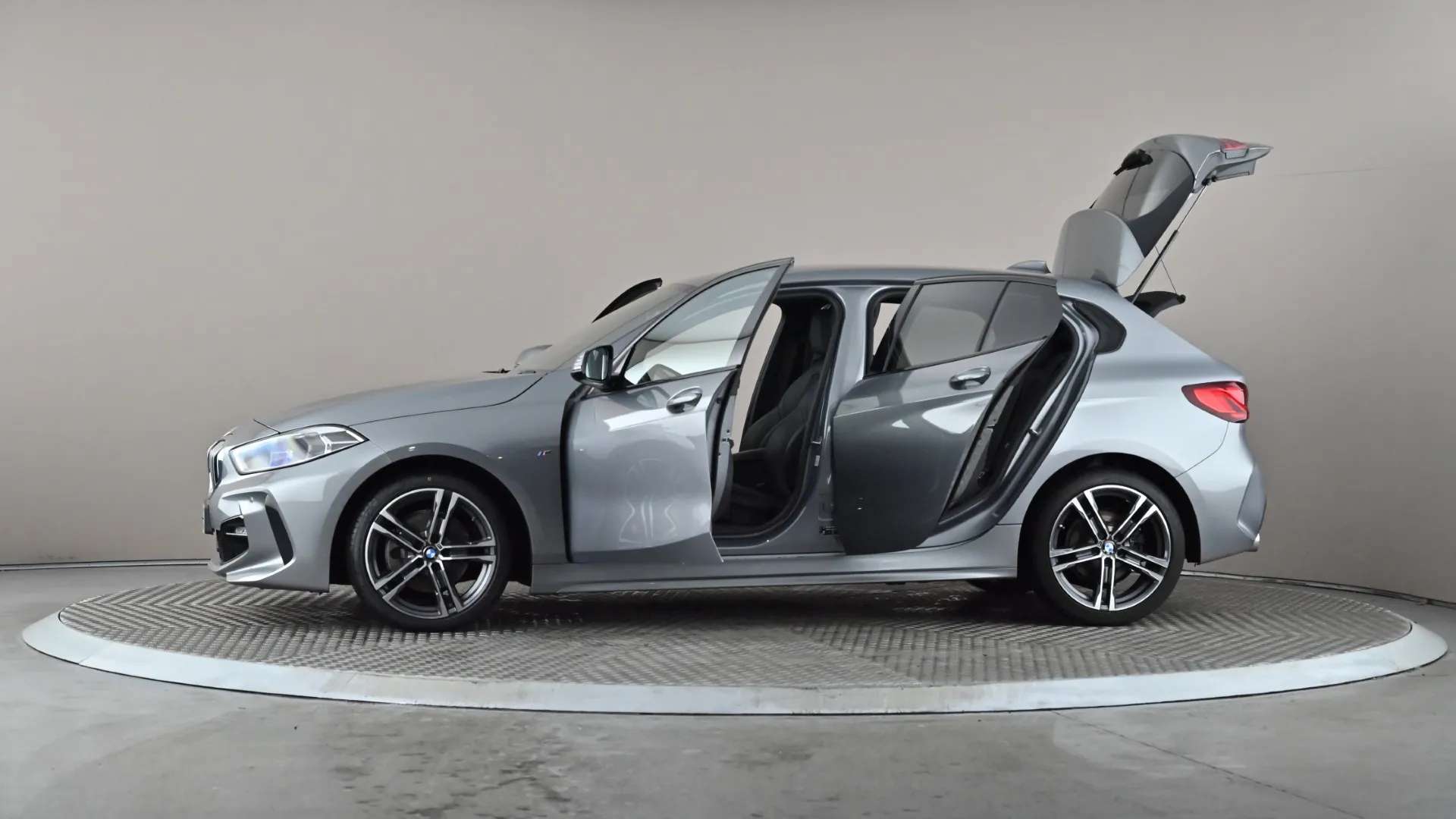 2023 BMW 1 SERIES 2023 BMW 1 SERIES