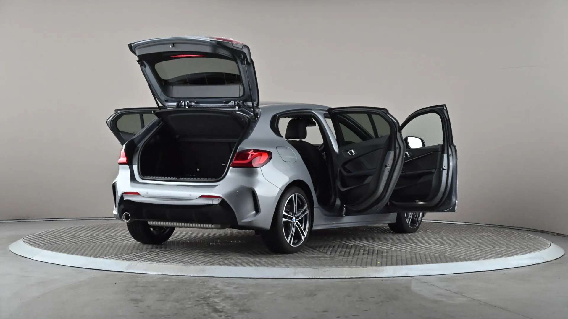 2023 BMW 1 SERIES 2023 BMW 1 SERIES