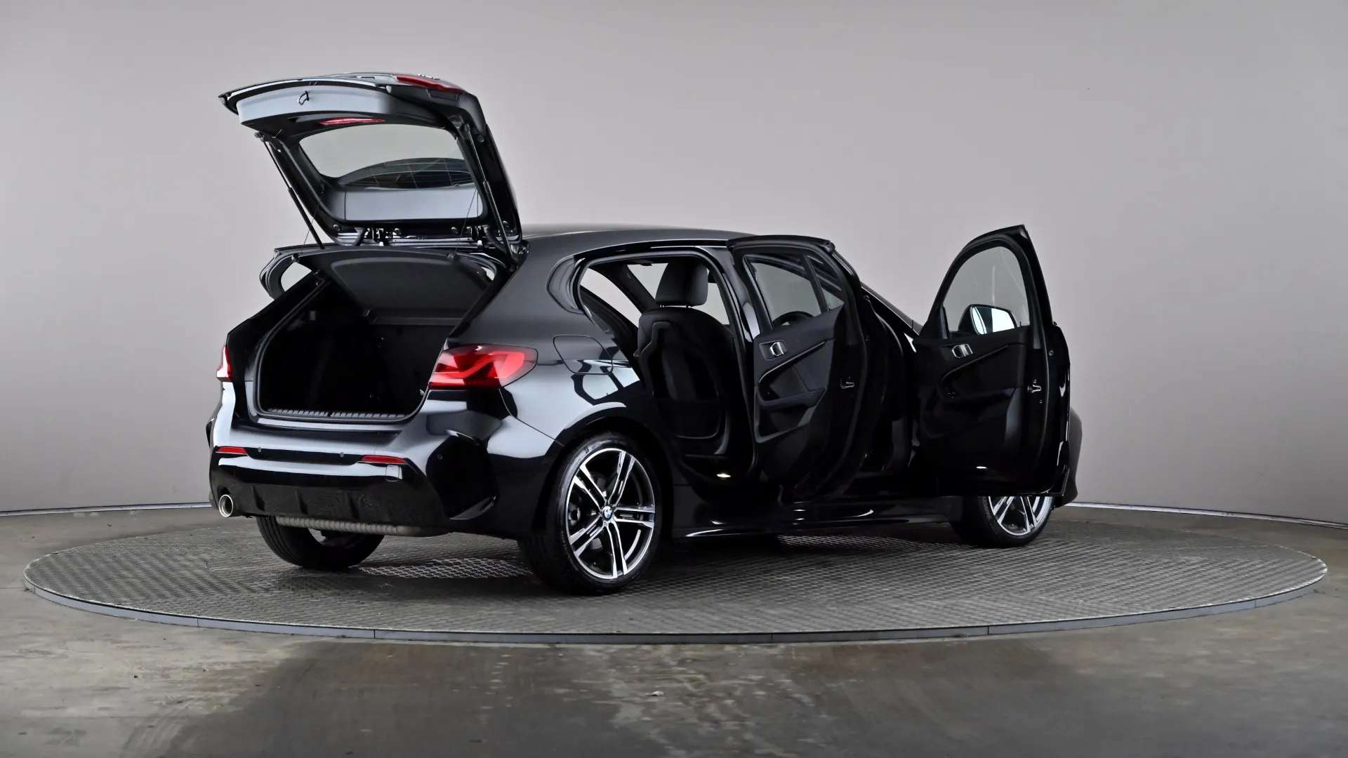 2022 BMW 1 SERIES 2022 BMW 1 SERIES