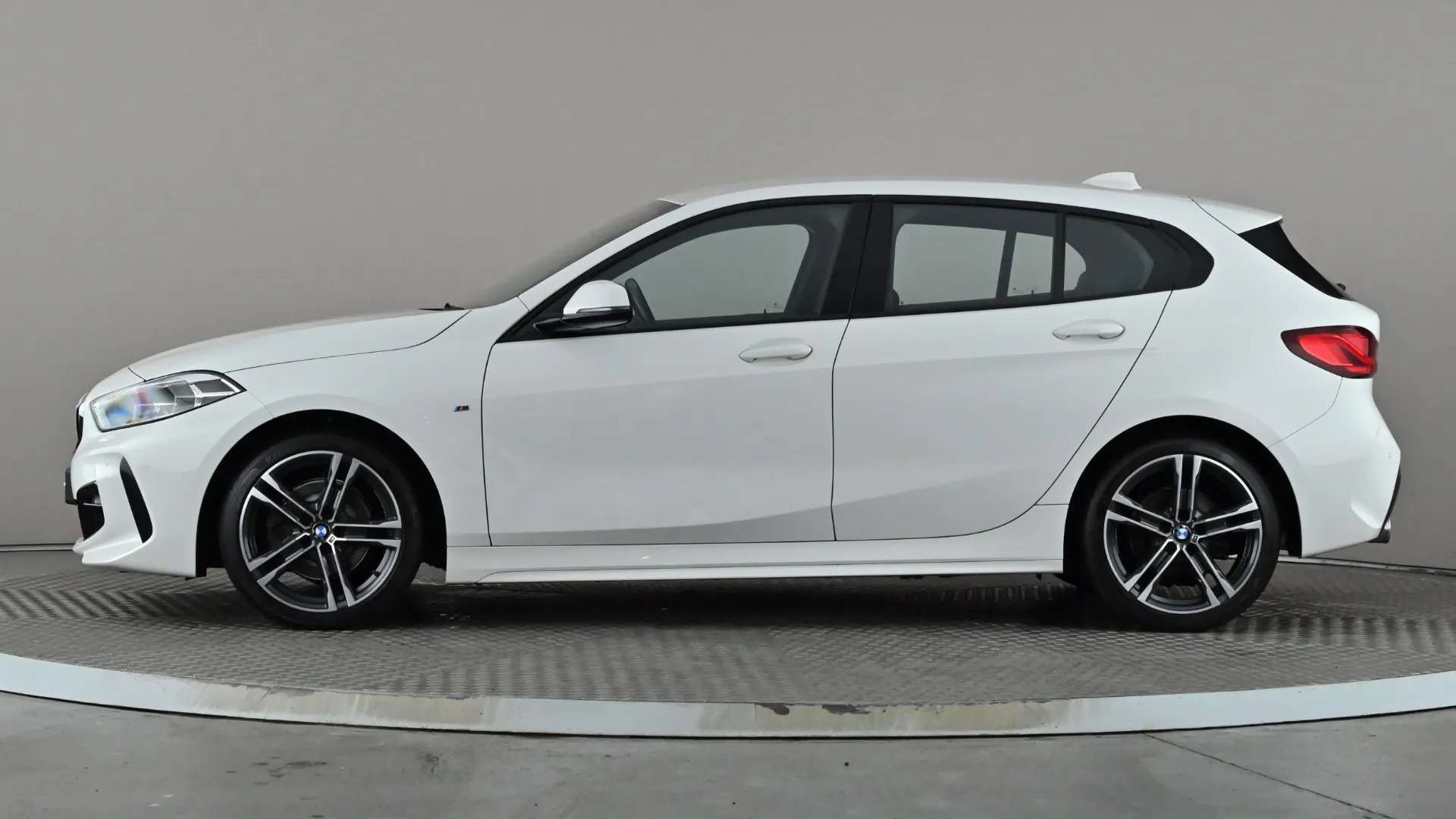 2022 BMW 1 SERIES 2022 BMW 1 SERIES