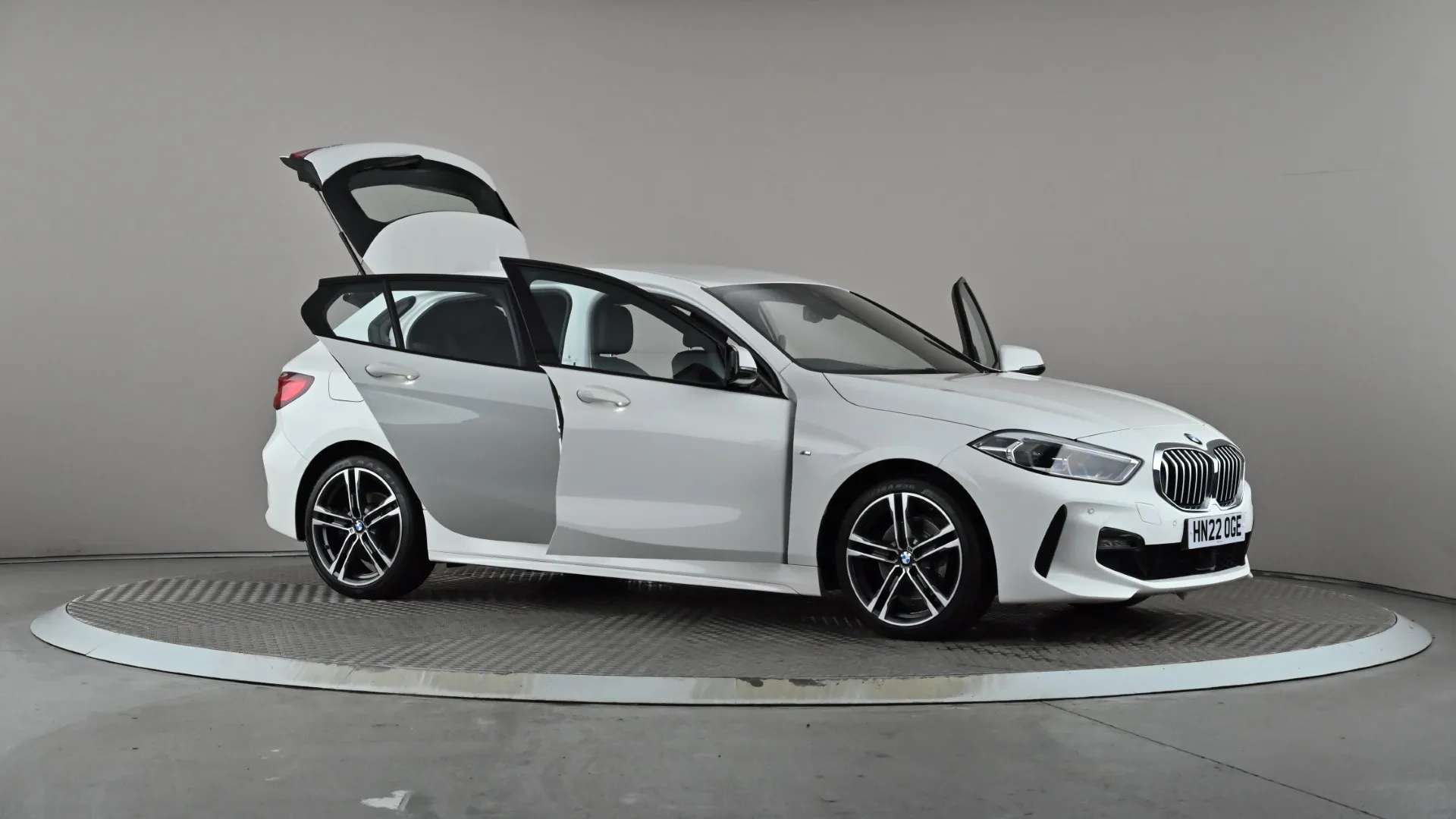 2022 BMW 1 SERIES 2022 BMW 1 SERIES