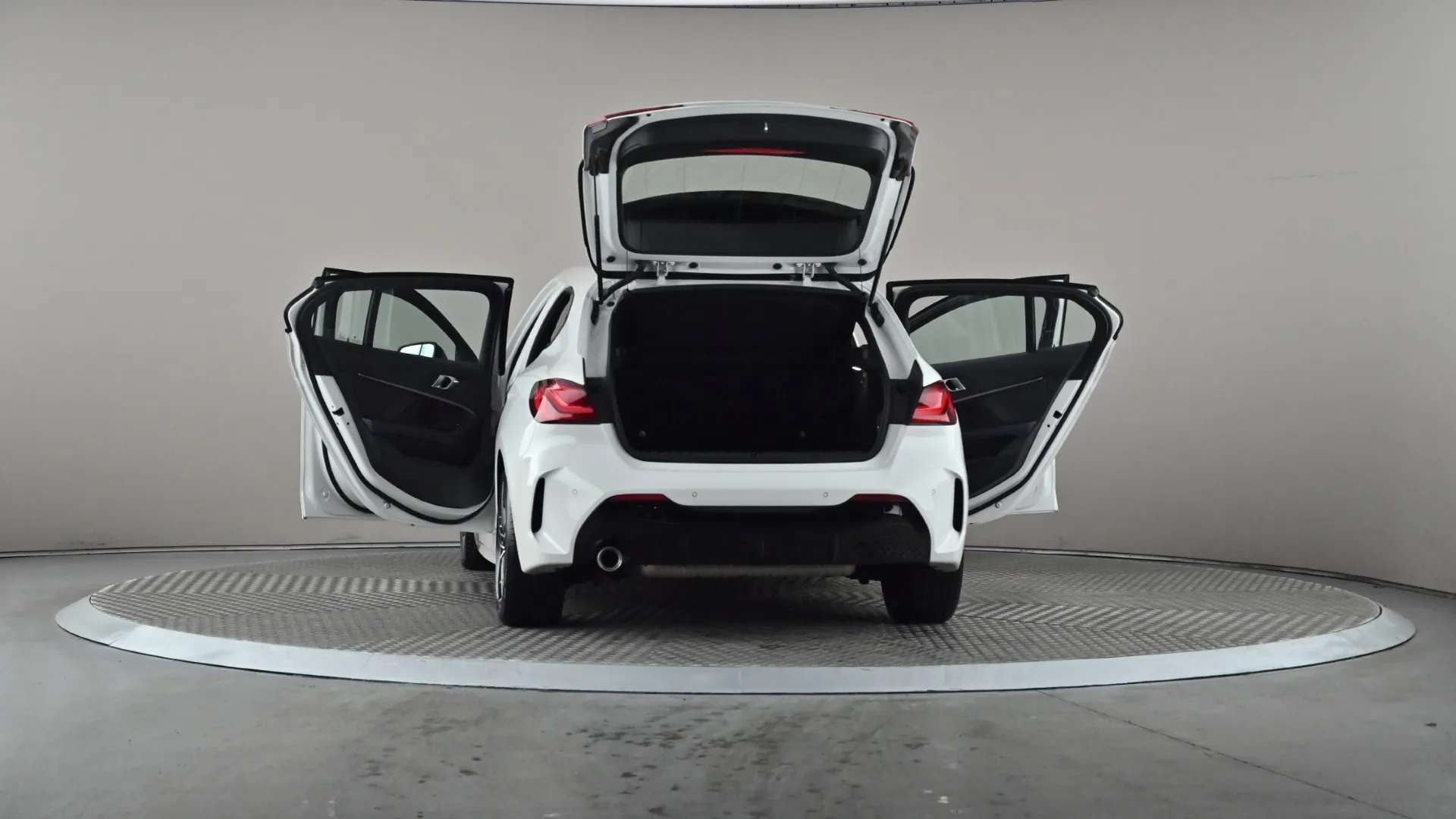 2022 BMW 1 SERIES 2022 BMW 1 SERIES
