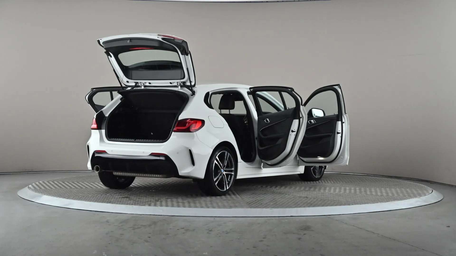 2022 BMW 1 SERIES 2022 BMW 1 SERIES