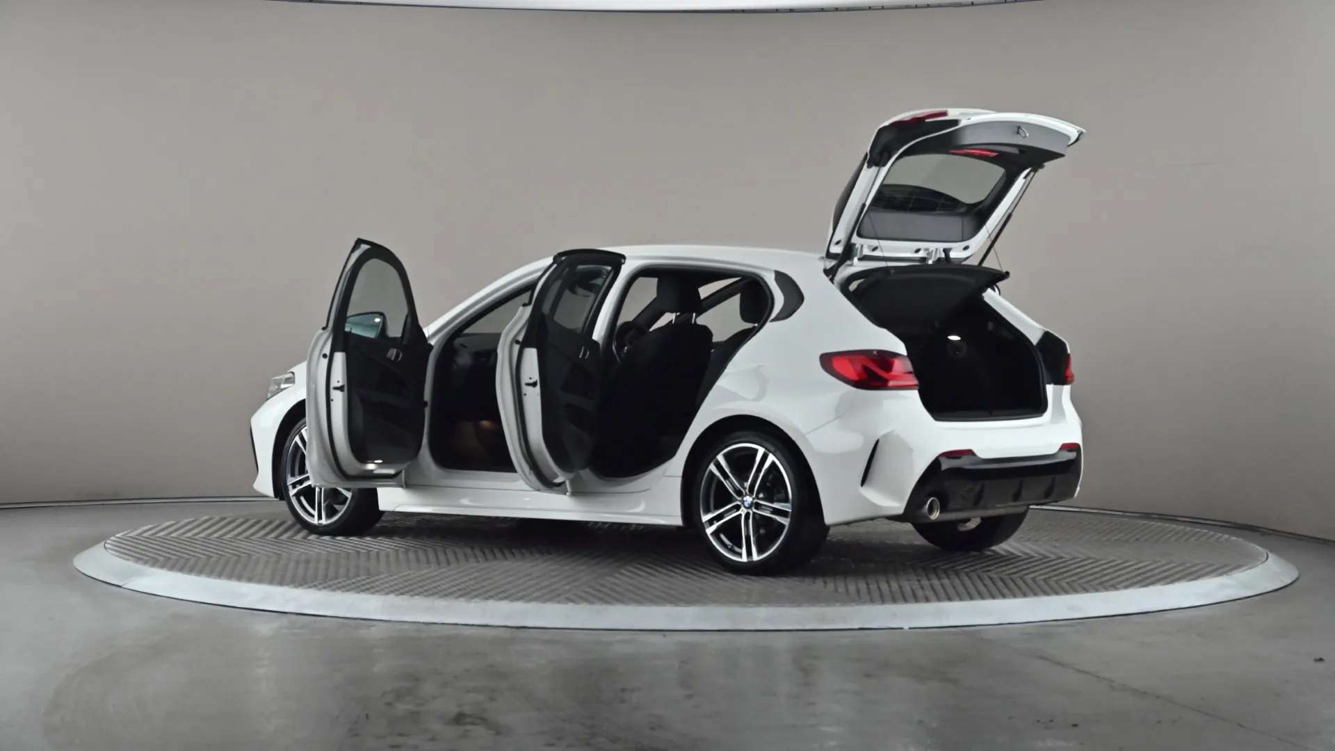 2022 BMW 1 SERIES 2022 BMW 1 SERIES