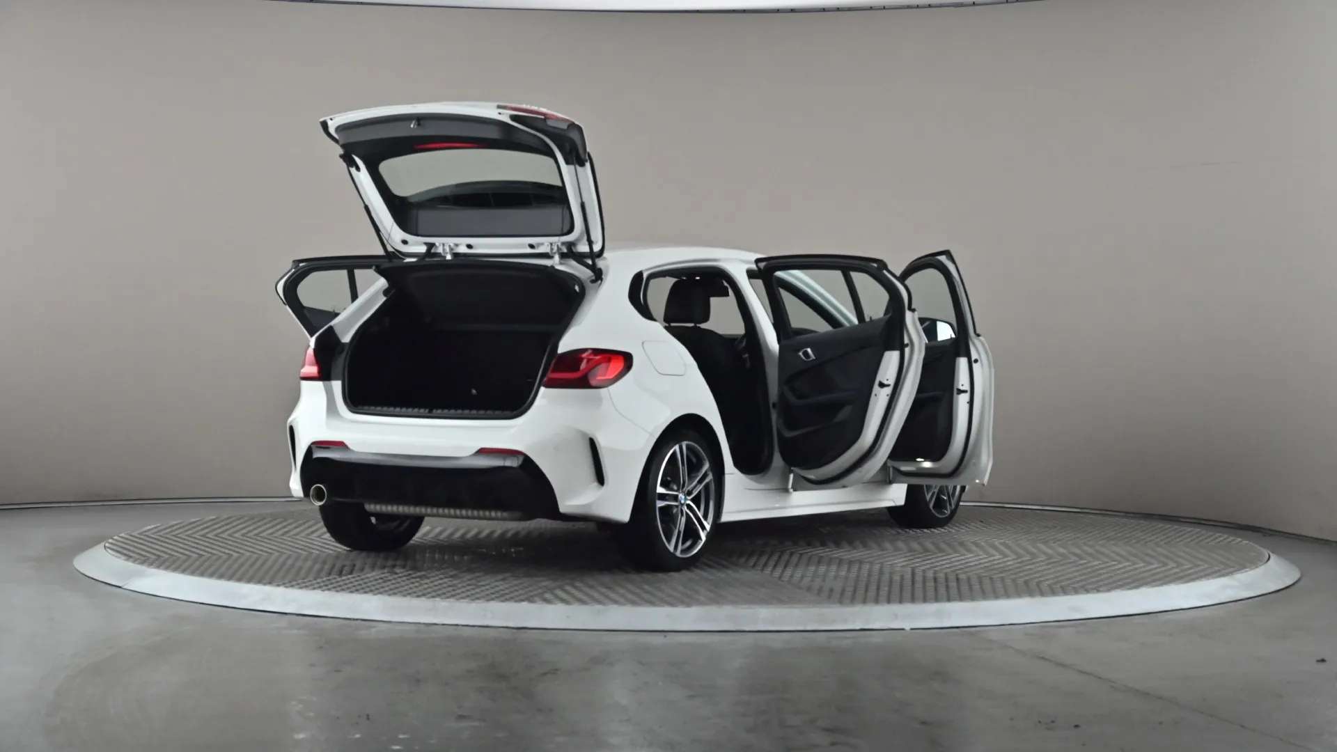2022 BMW 1 SERIES 2022 BMW 1 SERIES