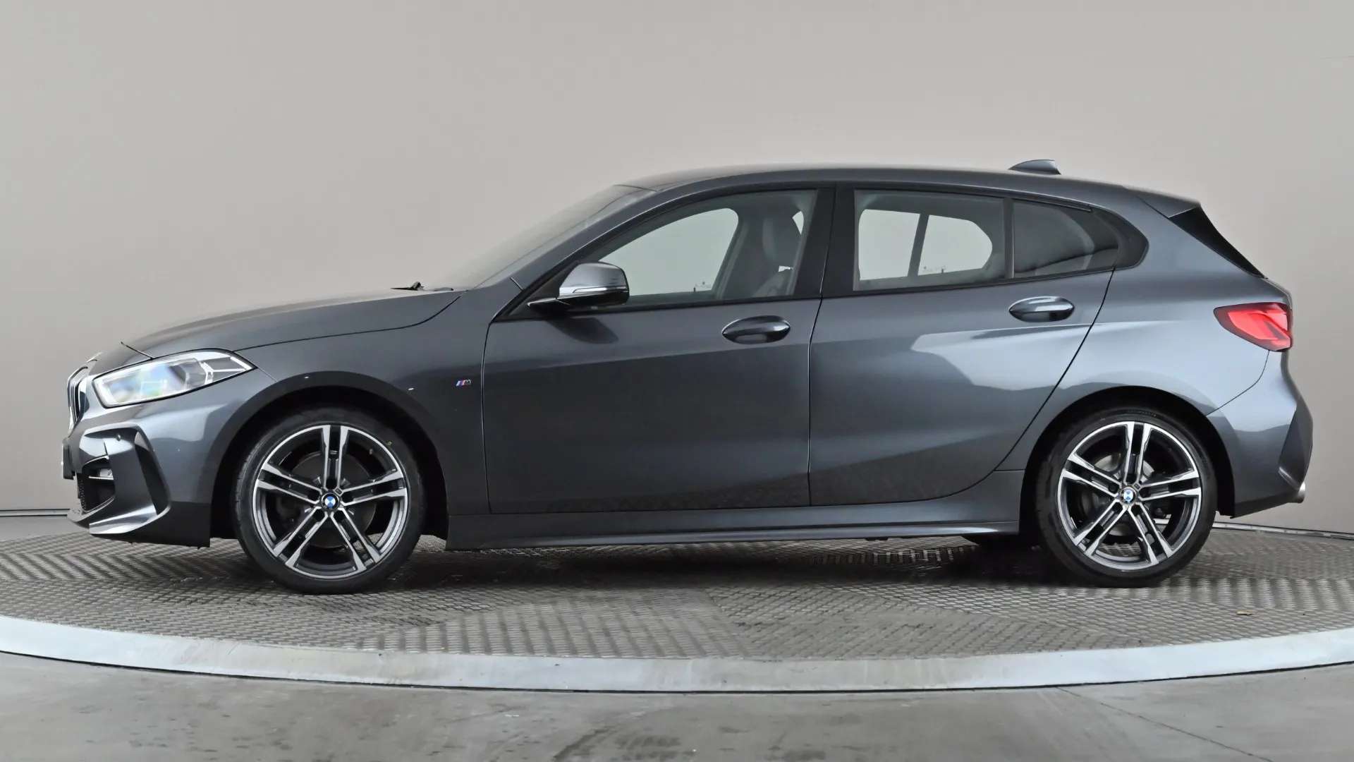 2021 BMW 1 SERIES 2021 BMW 1 SERIES