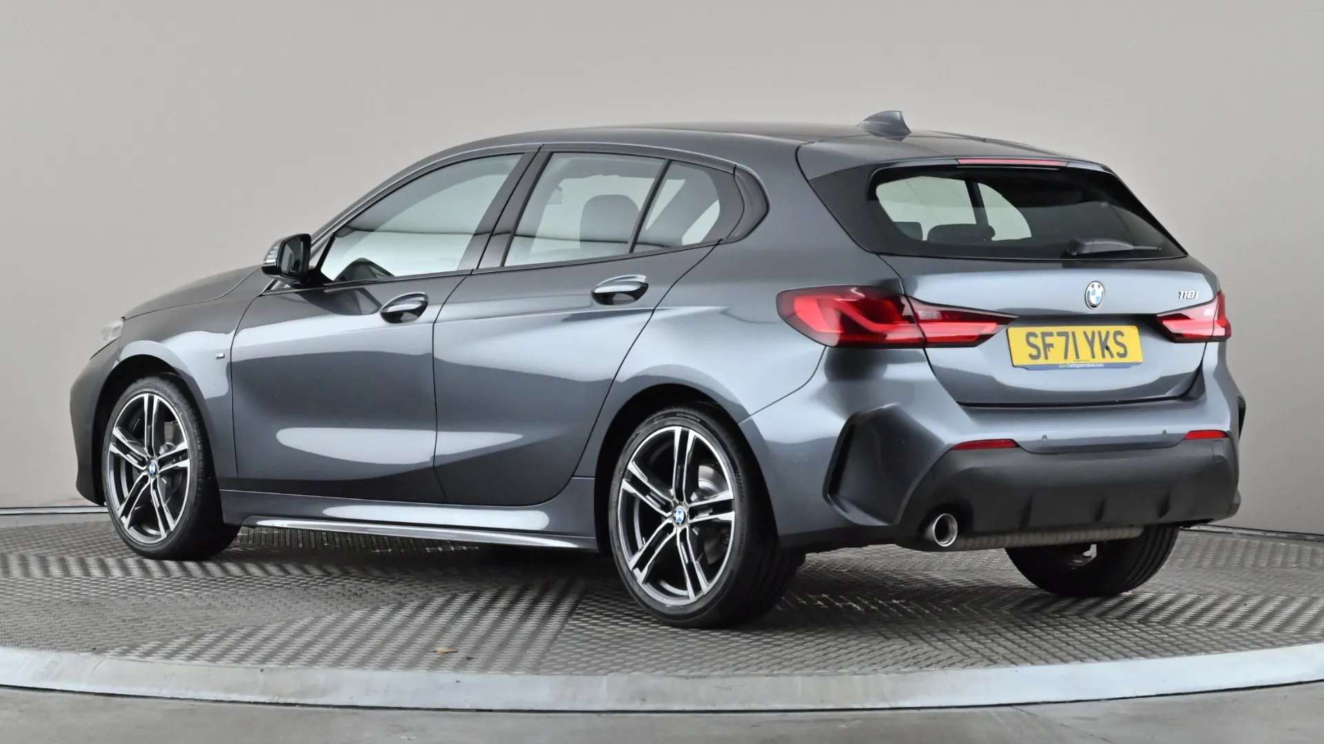 2021 BMW 1 SERIES 2021 BMW 1 SERIES