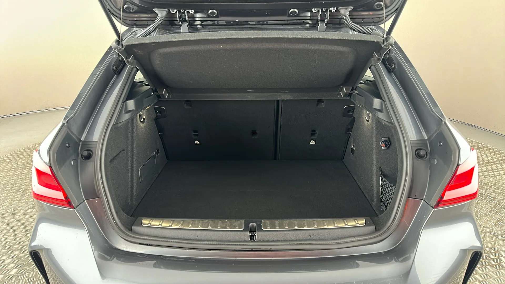 2021 BMW 1 SERIES 2021 BMW 1 SERIES