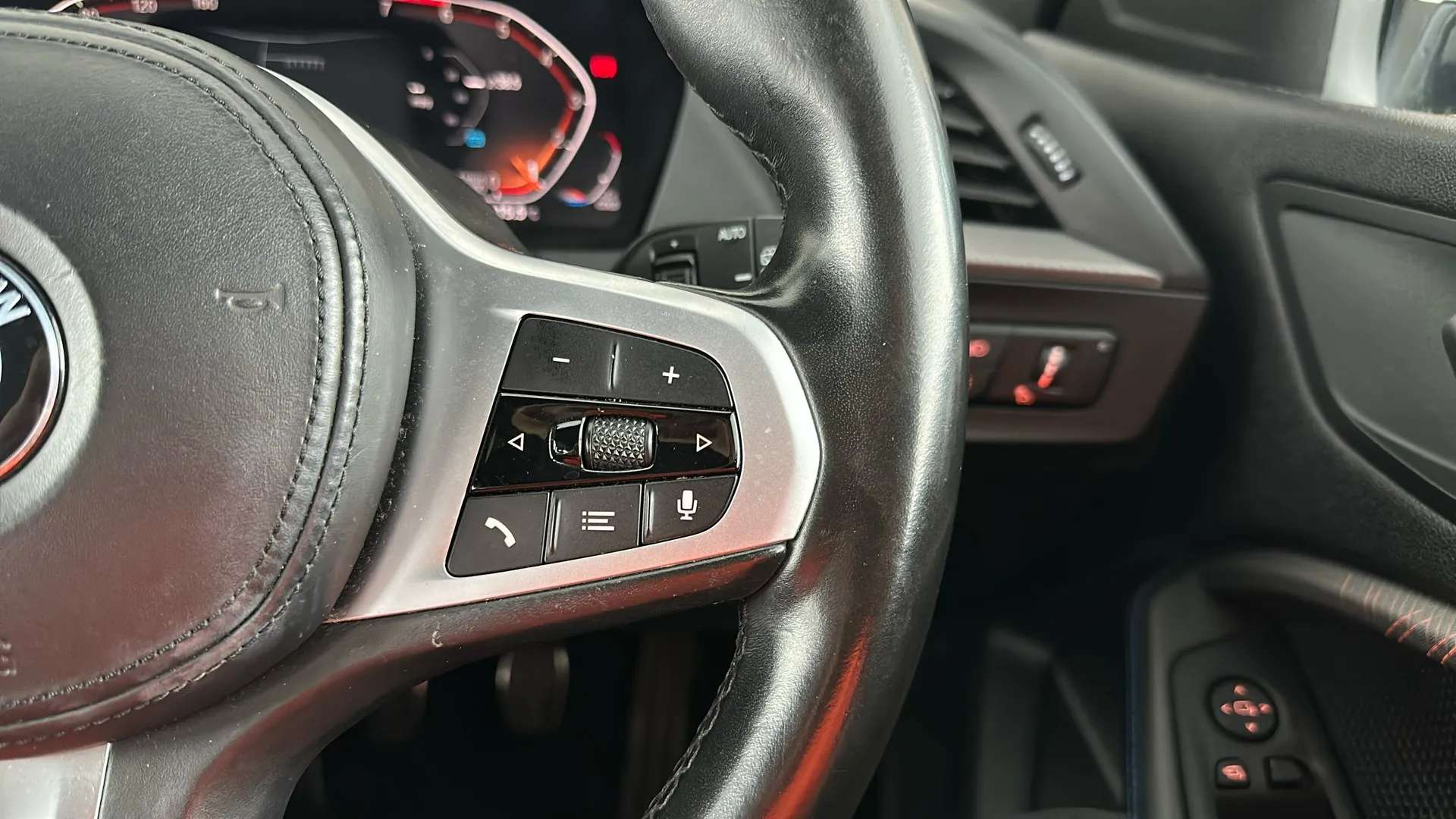 2021 BMW 1 SERIES 2021 BMW 1 SERIES