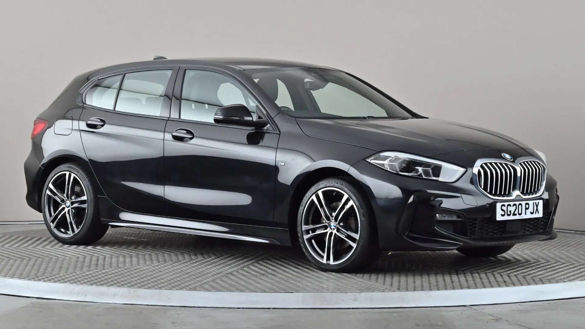 A 2020 BMW 1 SERIES 118i M Sport A 2020 BMW 1 SERIES 118i M Sport
