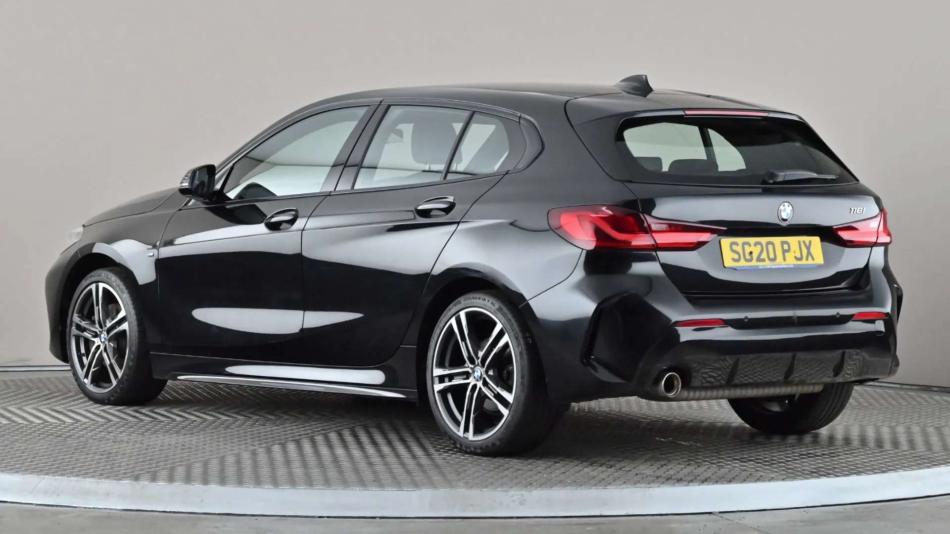 A 2020 BMW 1 SERIES 118i M Sport A 2020 BMW 1 SERIES 118i M Sport