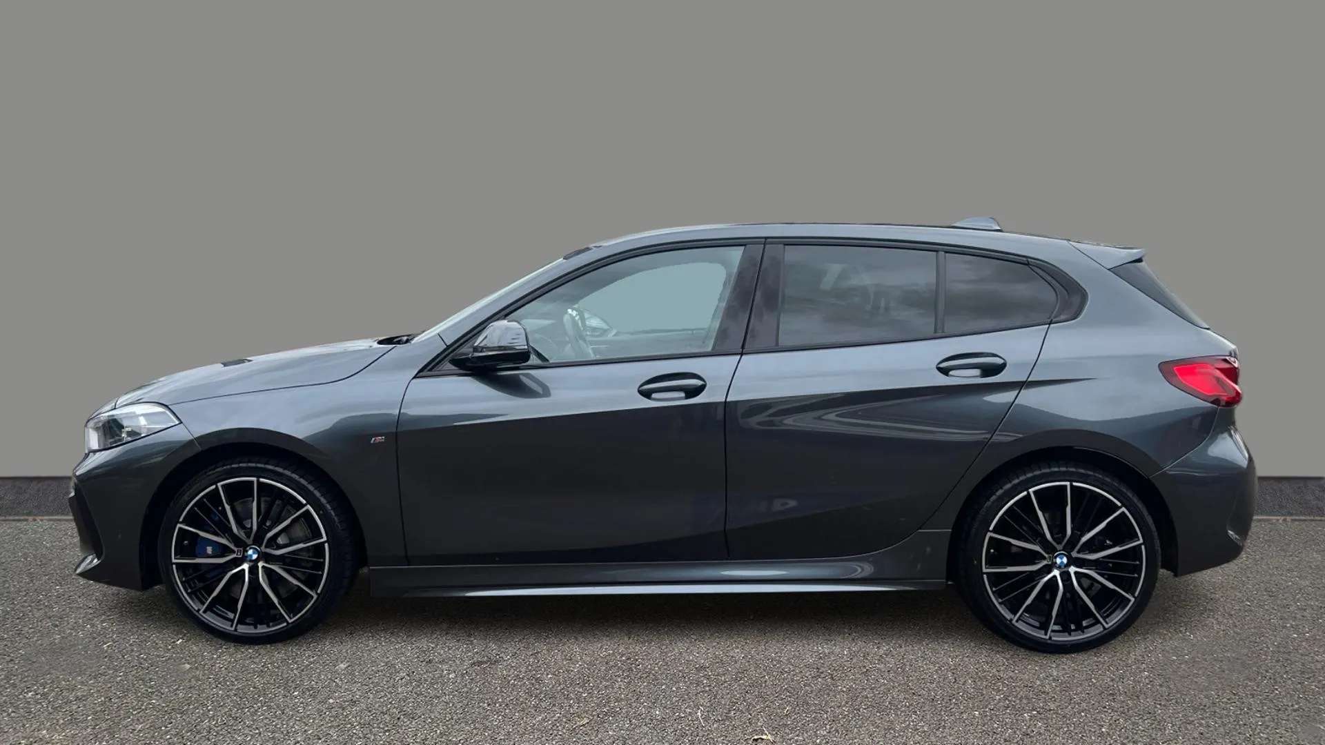 A 2020 BMW 1 SERIES 118i M Sport A 2020 BMW 1 SERIES 118i M Sport