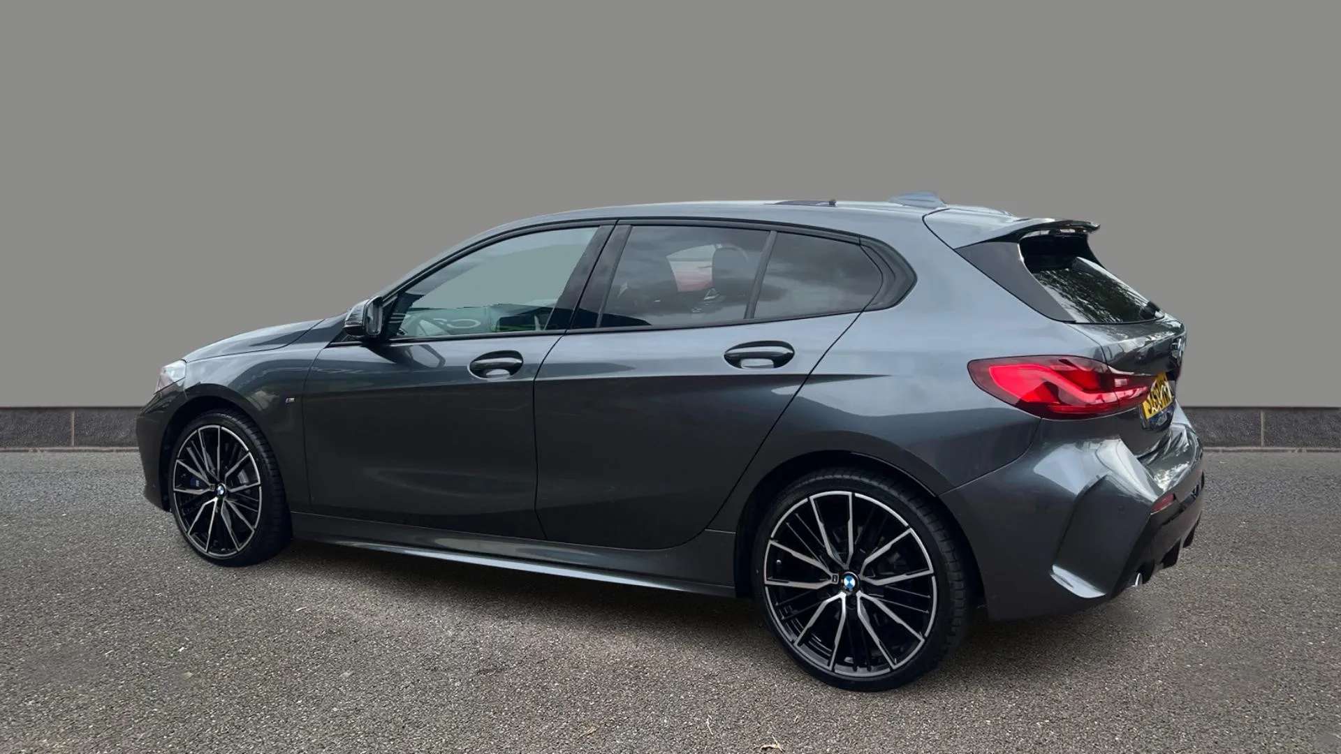 A 2020 BMW 1 SERIES 118i M Sport A 2020 BMW 1 SERIES 118i M Sport