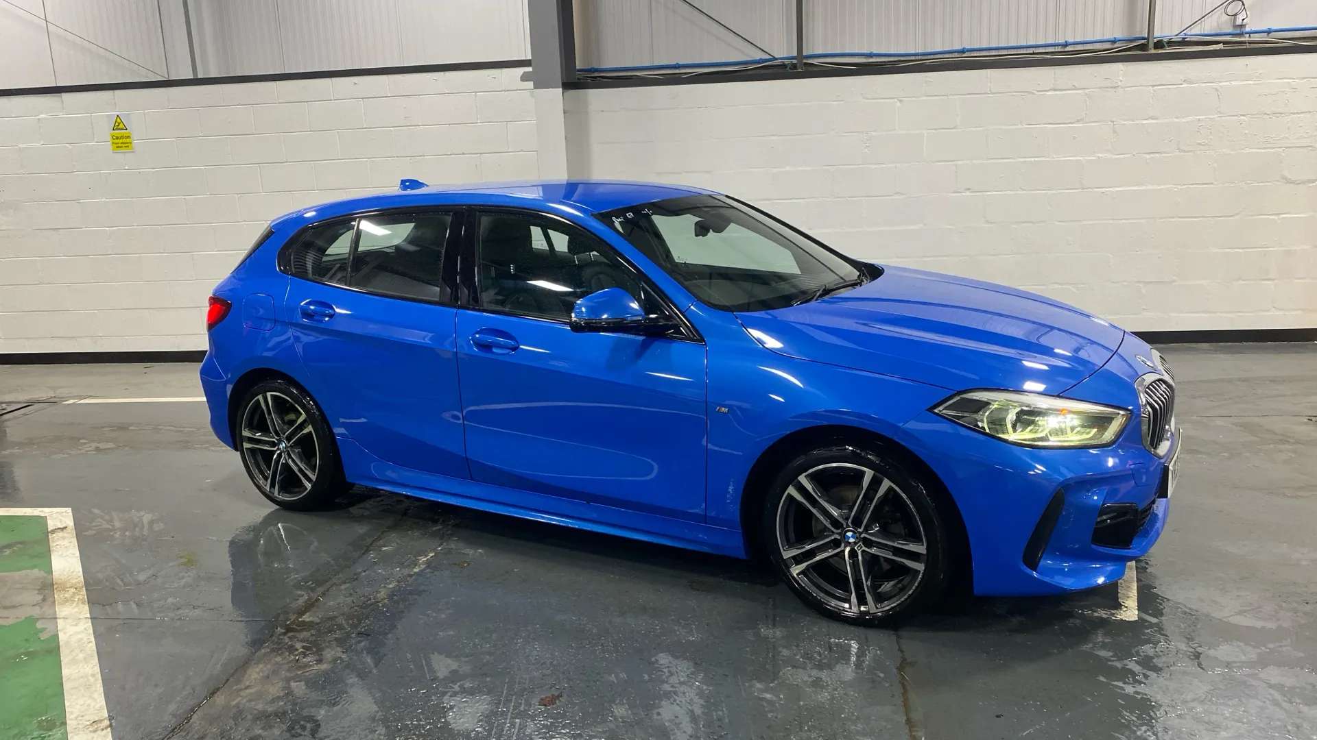 A 2020 BMW 1 SERIES 118i M Sport A 2020 BMW 1 SERIES 118i M Sport