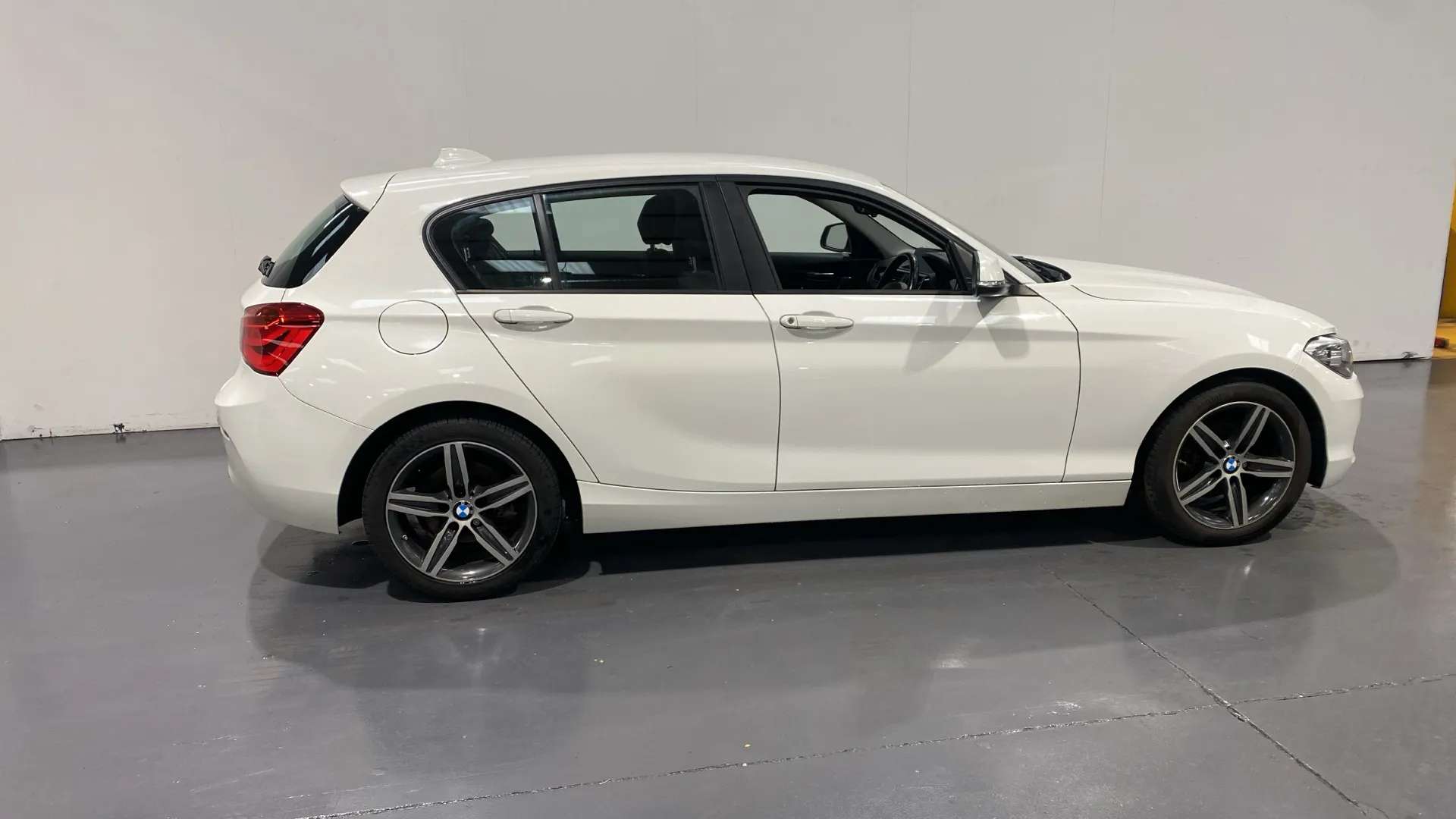 2019 BMW 1 SERIES 2019 BMW 1 SERIES