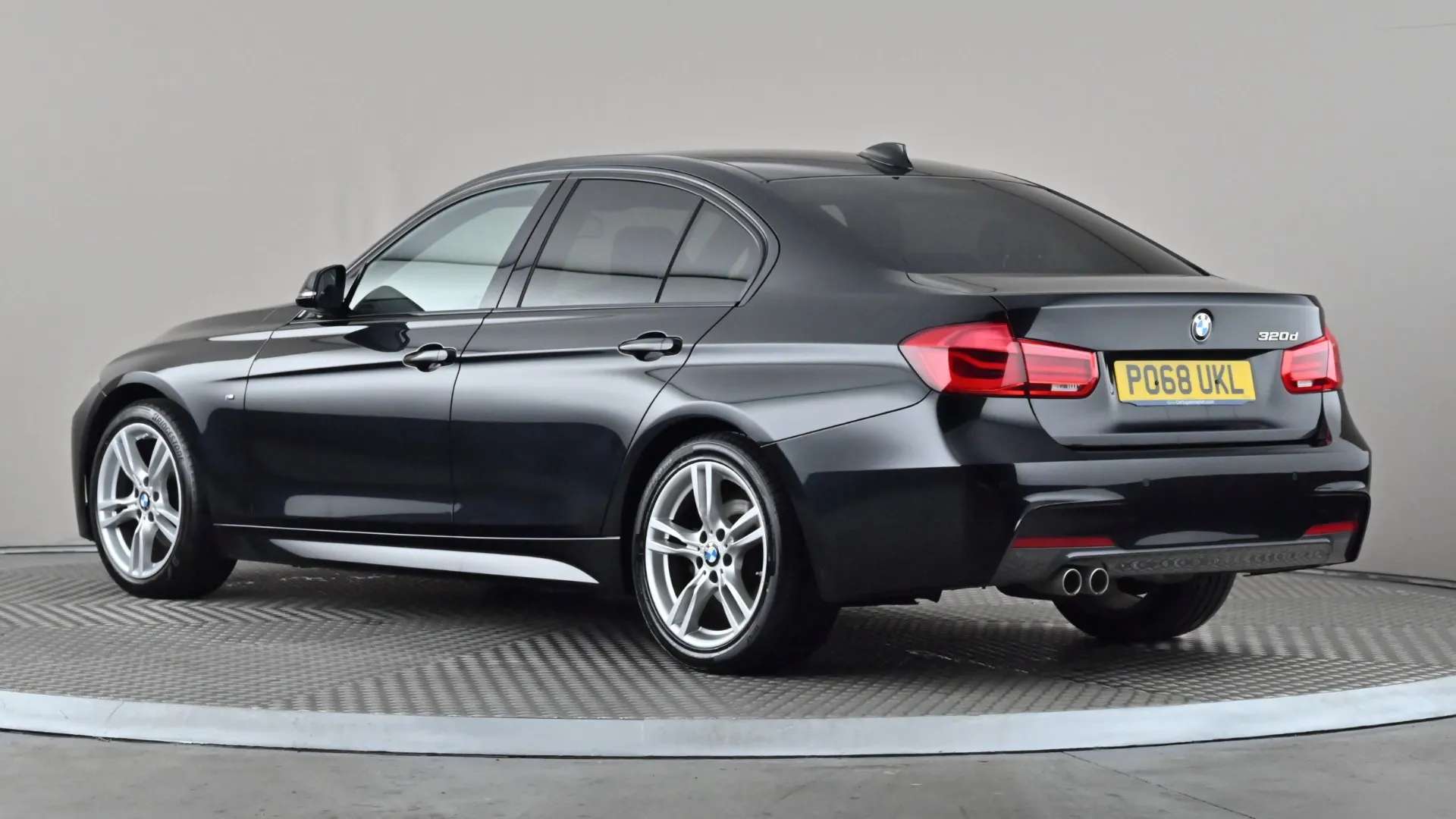 A 2018 BMW 3 SERIES 320d M Sport A 2018 BMW 3 SERIES 320d M Sport