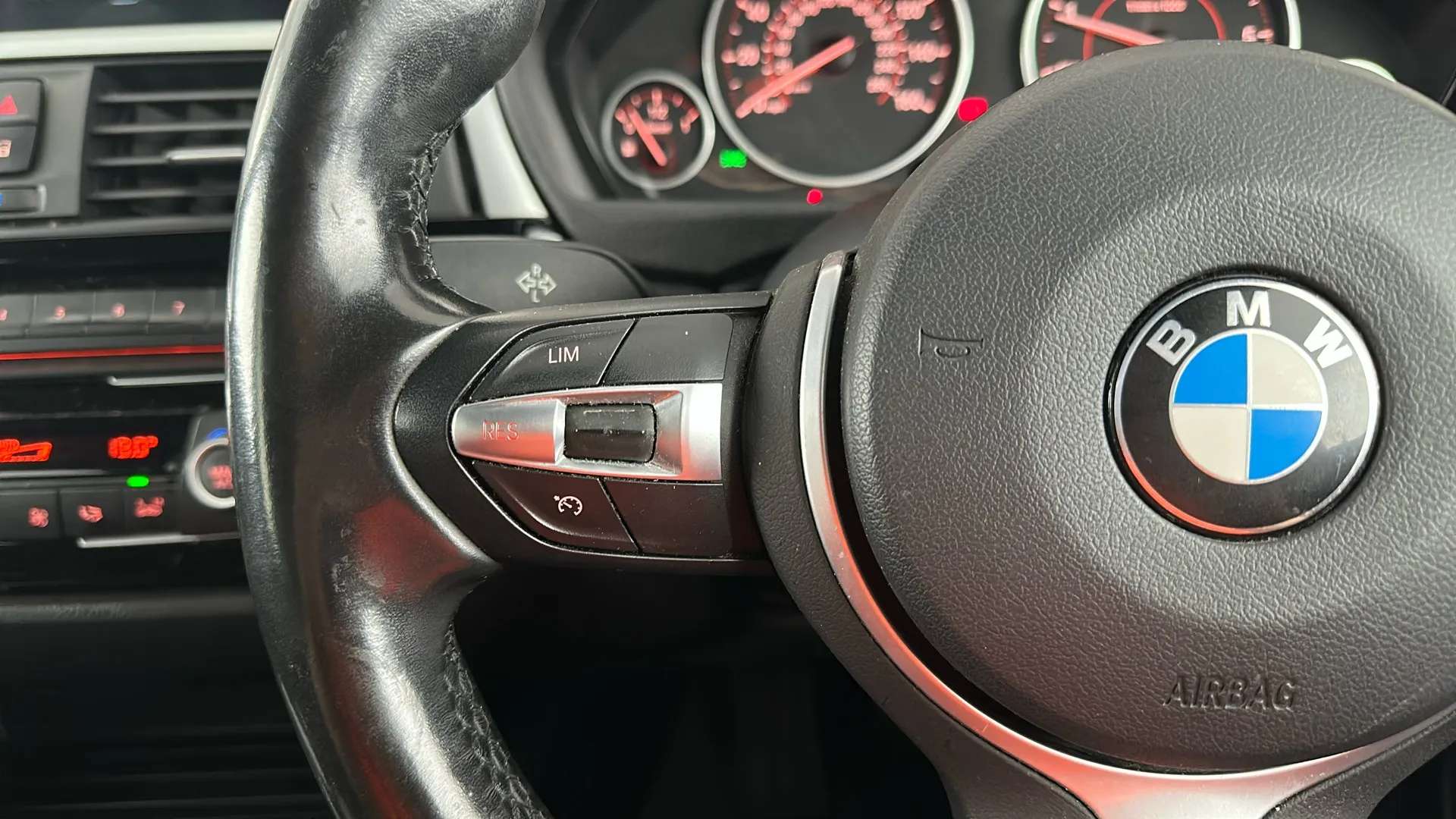 2018 BMW 3 SERIES 2018 BMW 3 SERIES