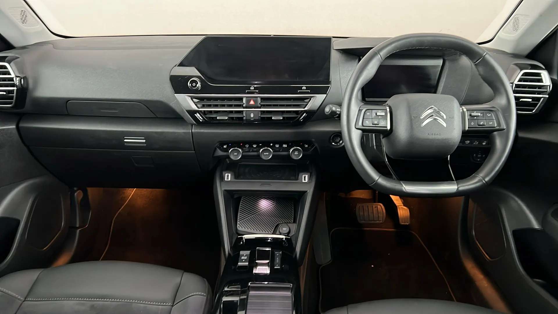 2024 CITROEN C4 X 2024 CITROEN C4 X