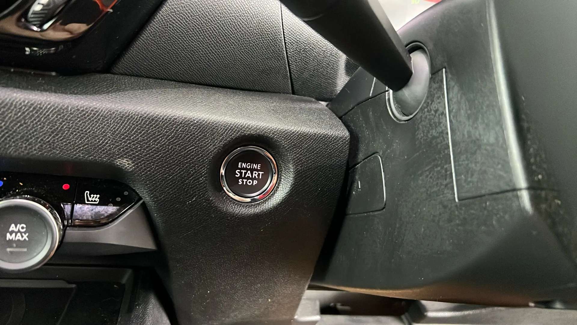 2024 CITROEN C4 X 2024 CITROEN C4 X