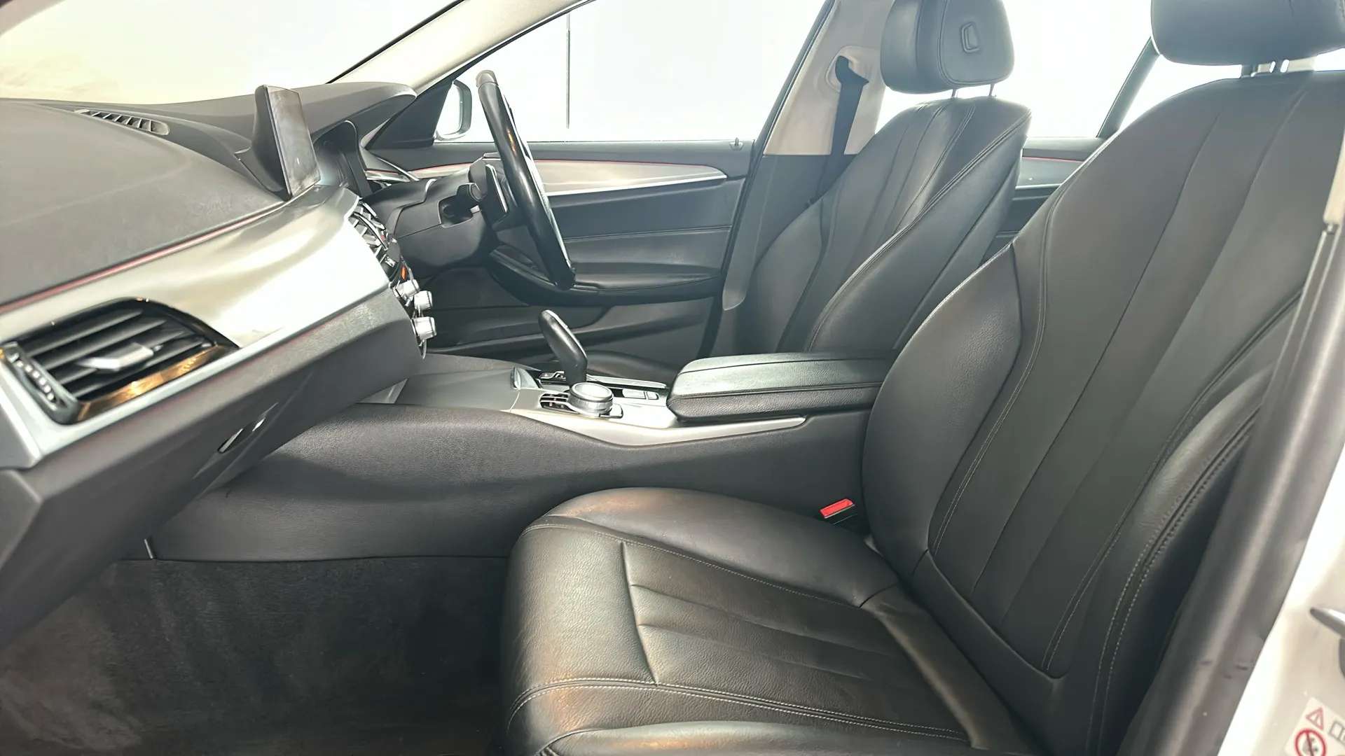 2019 BMW 5 SERIES 2019 BMW 5 SERIES