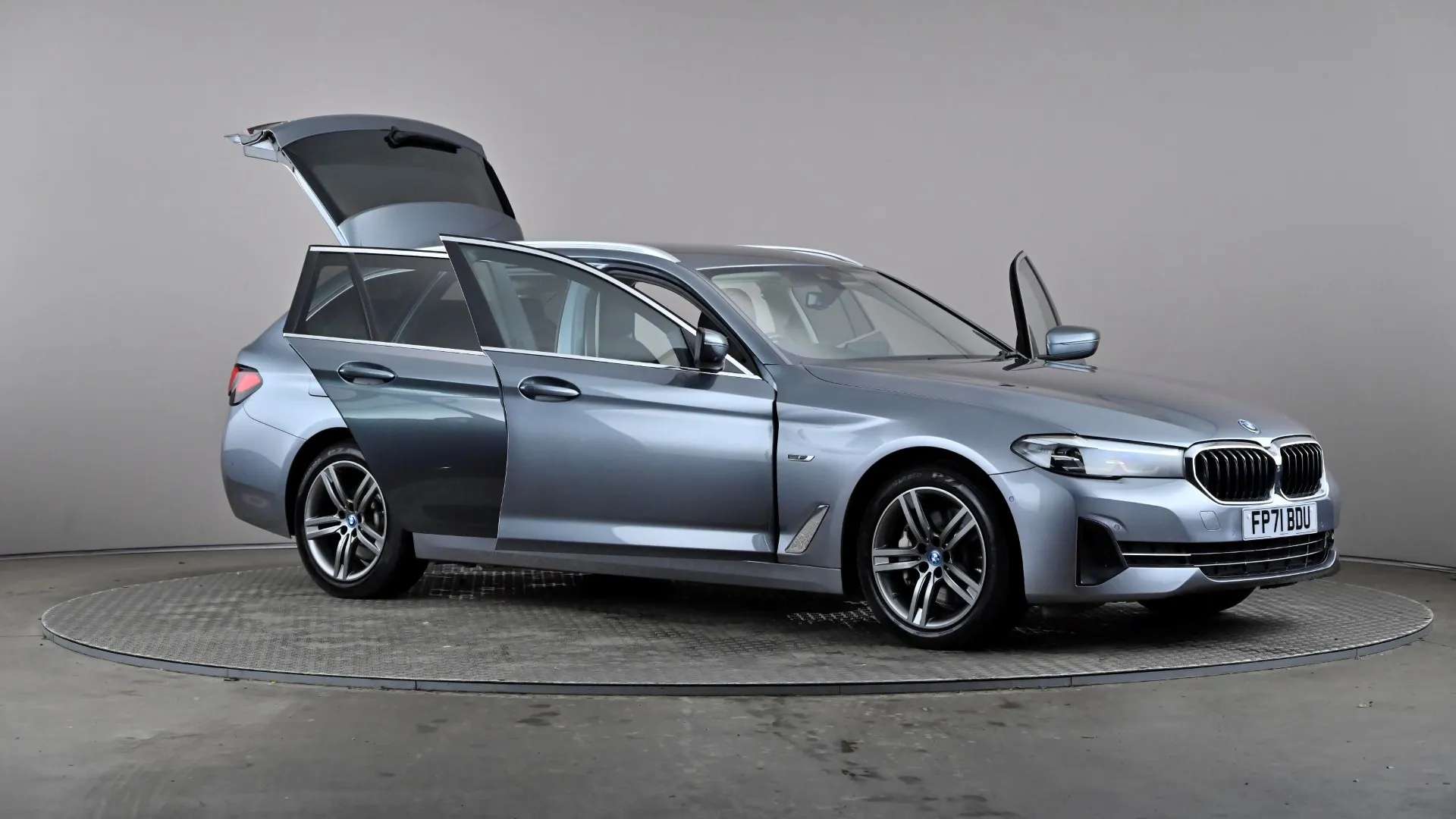 2021 BMW 5 SERIES 2021 BMW 5 SERIES