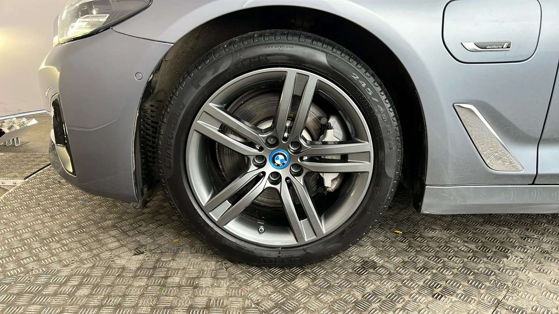 2021 BMW 5 SERIES 2021 BMW 5 SERIES