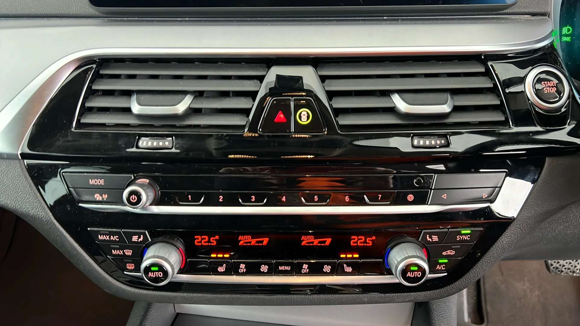 2021 BMW 5 SERIES 2021 BMW 5 SERIES