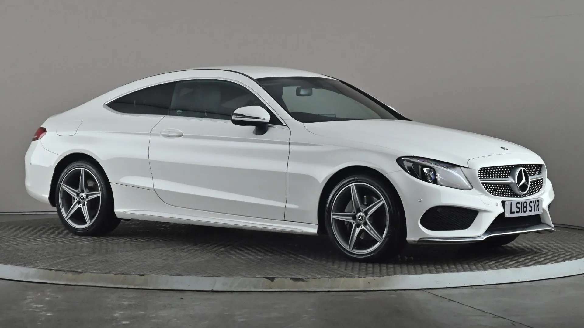 A 2018 MERCEDES-BENZ C CLASS C200 AMG Line 9G-Tronic A 2018 MERCEDES-BENZ C CLASS C200 AMG Line 9G-Tronic