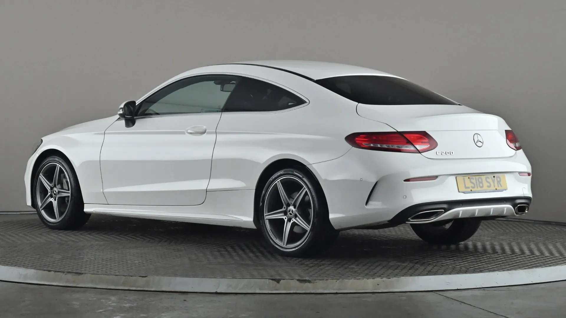 A 2018 MERCEDES-BENZ C CLASS C200 AMG Line 9G-Tronic A 2018 MERCEDES-BENZ C CLASS C200 AMG Line 9G-Tronic