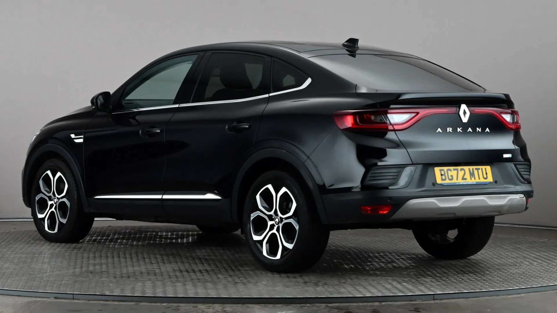 A 2022 RENAULT ARKANA 1.6 E-TECH Hybrid 145 S Edition Auto A 2022 RENAULT ARKANA 1.6 E-TECH Hybrid 145 S Edition Auto