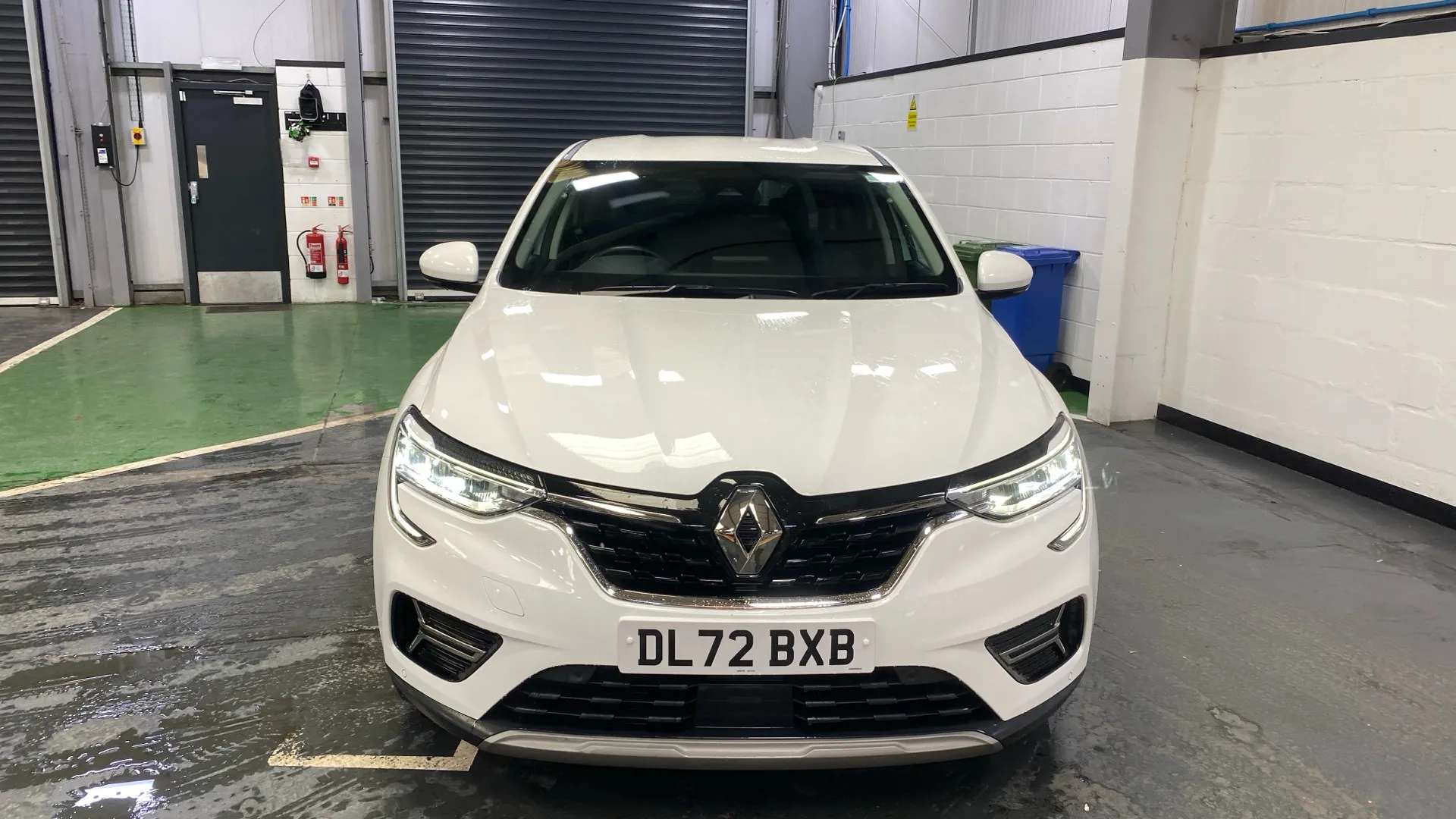 A 2023 RENAULT ARKANA 1.6 E-TECH Hybrid 145 S Edition Auto A 2023 RENAULT ARKANA 1.6 E-TECH Hybrid 145 S Edition Auto