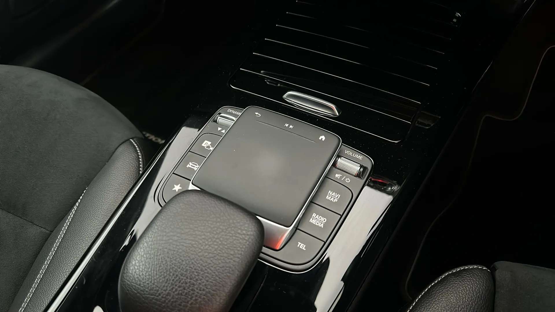 2022 MERCEDES-BENZ A CLASS 2022 MERCEDES-BENZ A CLASS