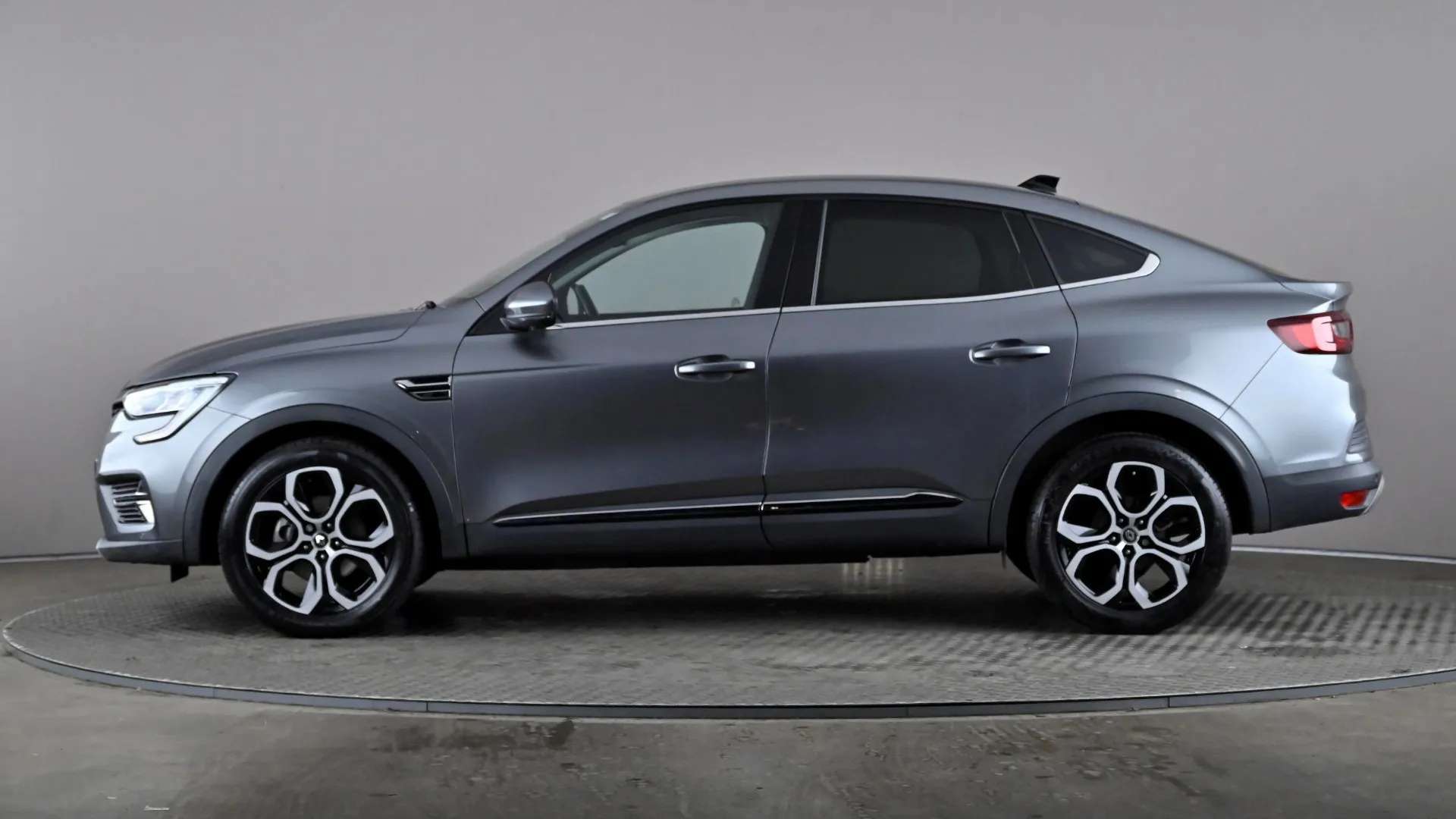 A 2023 RENAULT ARKANA 1.6 E-TECH Hybrid 145 S Edition Auto A 2023 RENAULT ARKANA 1.6 E-TECH Hybrid 145 S Edition Auto