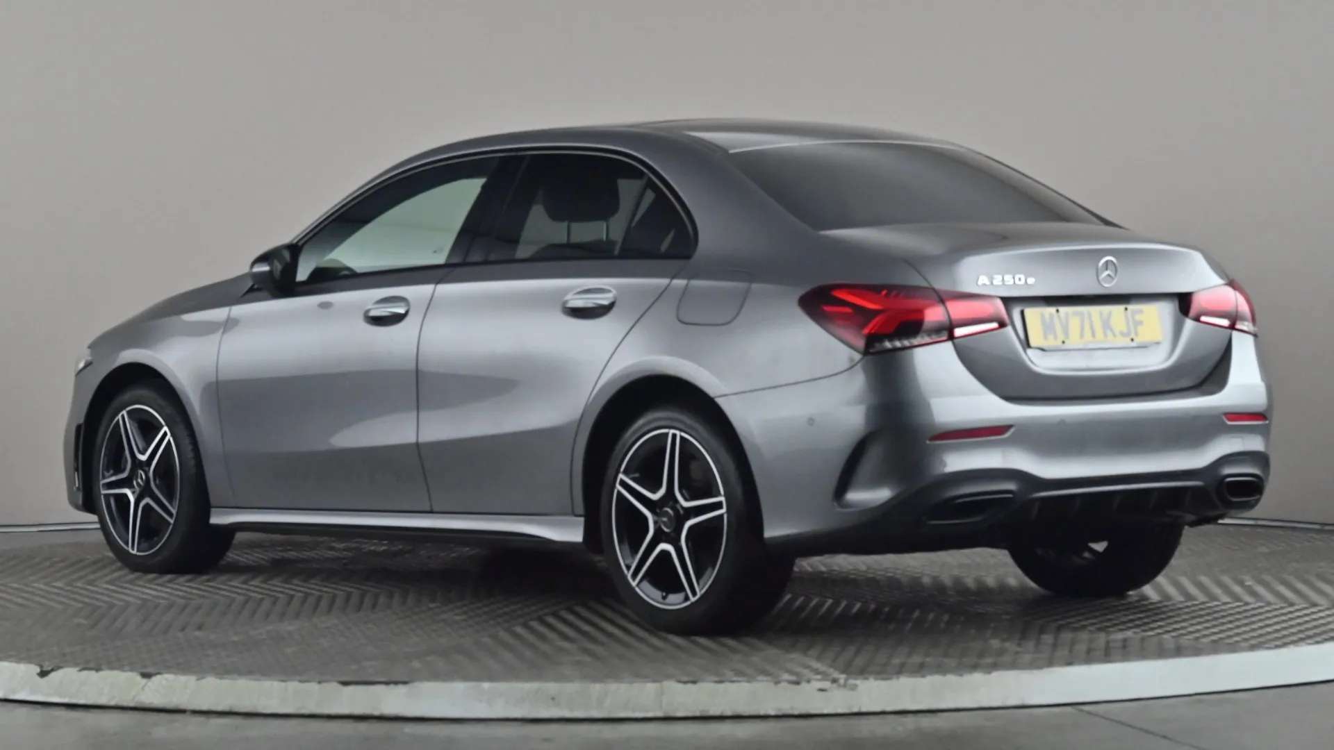 A 2021 MERCEDES-BENZ A CLASS A250e AMG Line Premium Plus Edition Auto A 2021 MERCEDES-BENZ A CLASS A250e AMG Line Premium Plus Edition Auto