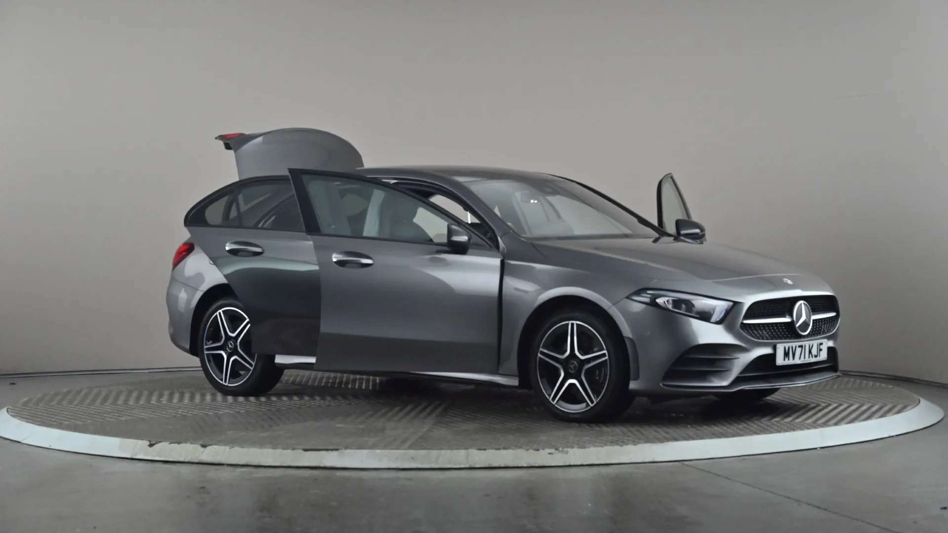2021 MERCEDES-BENZ A CLASS 2021 MERCEDES-BENZ A CLASS