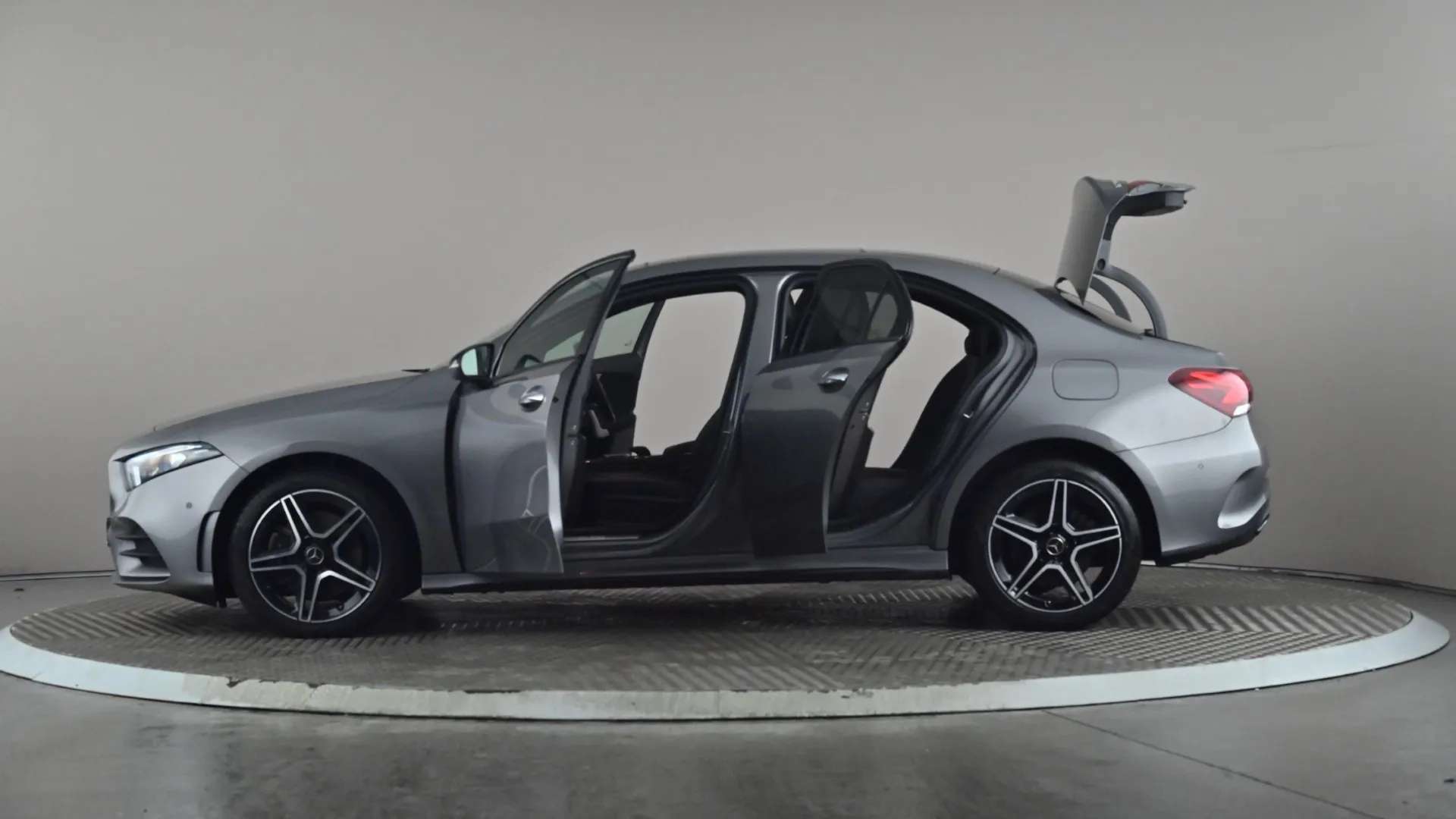 2021 MERCEDES-BENZ A CLASS 2021 MERCEDES-BENZ A CLASS