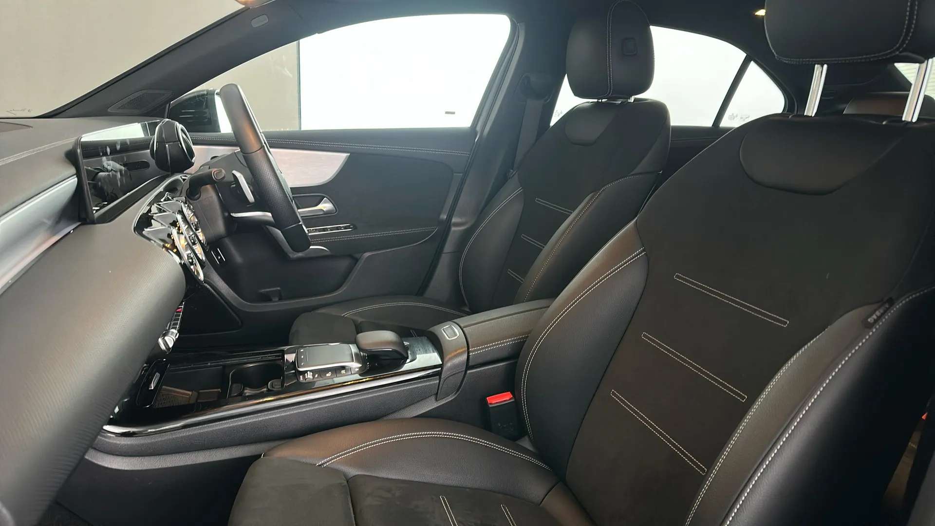 2021 MERCEDES-BENZ A CLASS 2021 MERCEDES-BENZ A CLASS