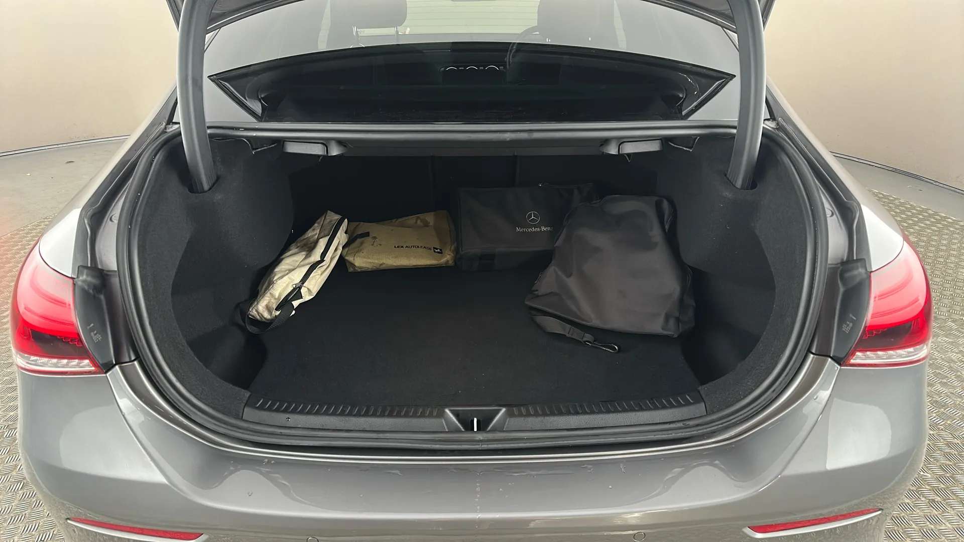 2021 MERCEDES-BENZ A CLASS 2021 MERCEDES-BENZ A CLASS