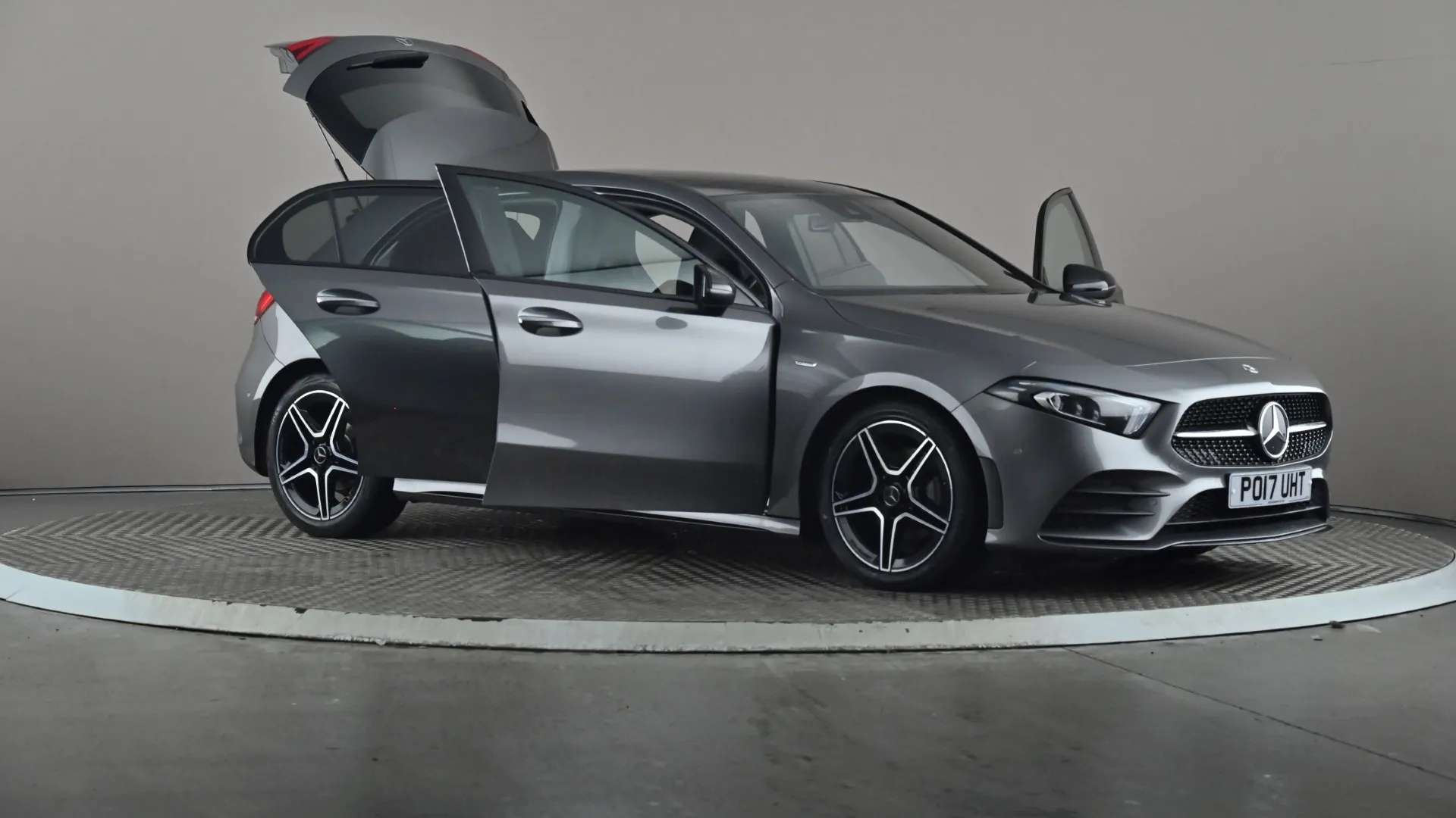 2021 MERCEDES-BENZ A CLASS 2021 MERCEDES-BENZ A CLASS