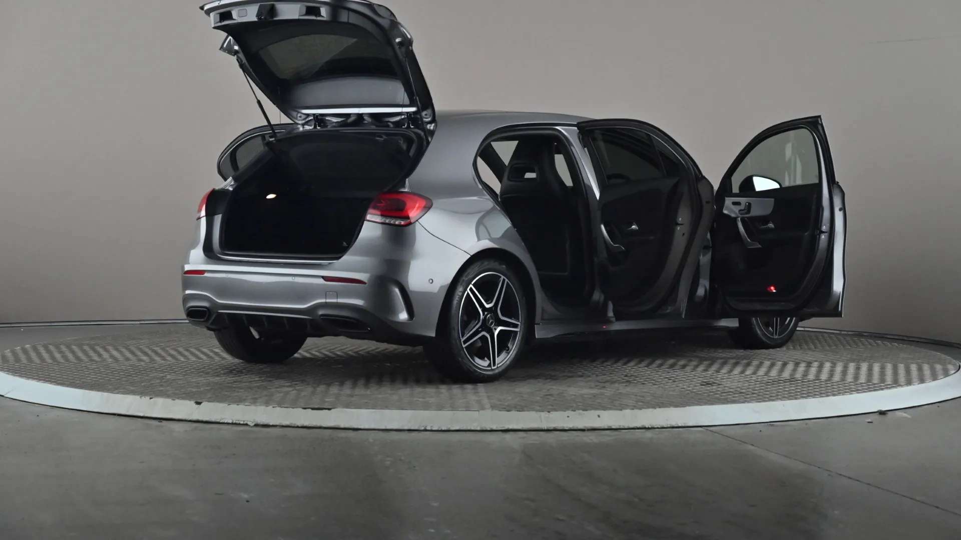 2021 MERCEDES-BENZ A CLASS 2021 MERCEDES-BENZ A CLASS