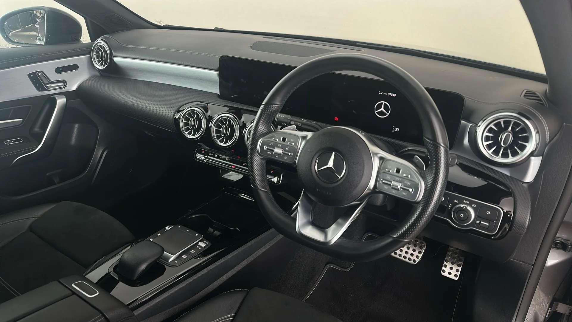 2021 MERCEDES-BENZ A CLASS 2021 MERCEDES-BENZ A CLASS