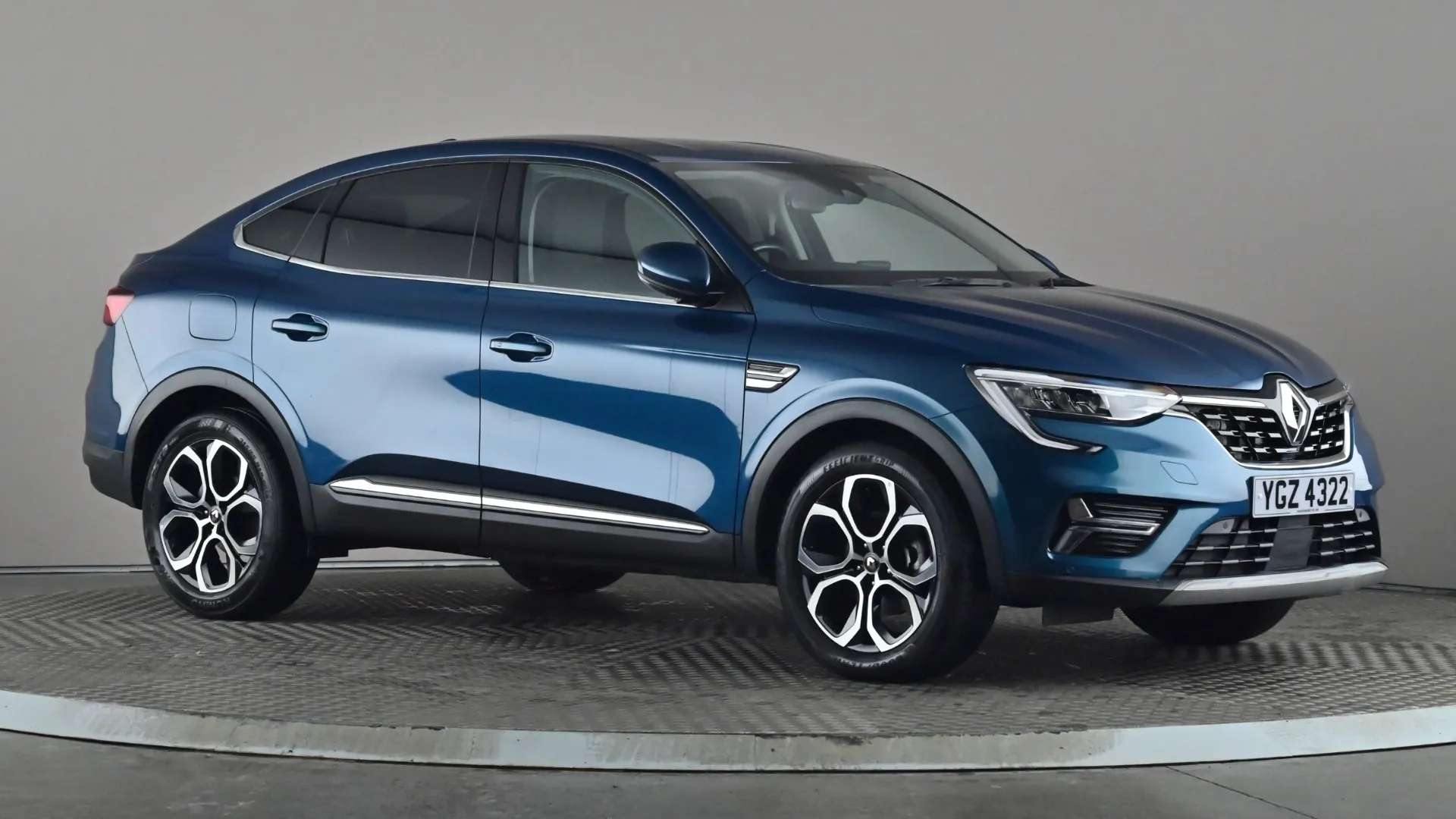A 2022 RENAULT ARKANA 1.6 E-TECH Hybrid 145 S Edition Auto A 2022 RENAULT ARKANA 1.6 E-TECH Hybrid 145 S Edition Auto