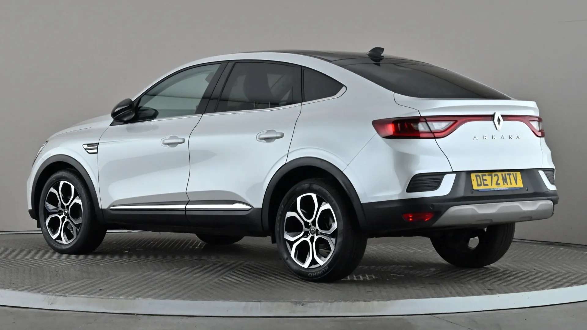A 2022 RENAULT ARKANA 1.3 TCe Mild Hybrid 140 S Edition EDC A 2022 RENAULT ARKANA 1.3 TCe Mild Hybrid 140 S Edition EDC